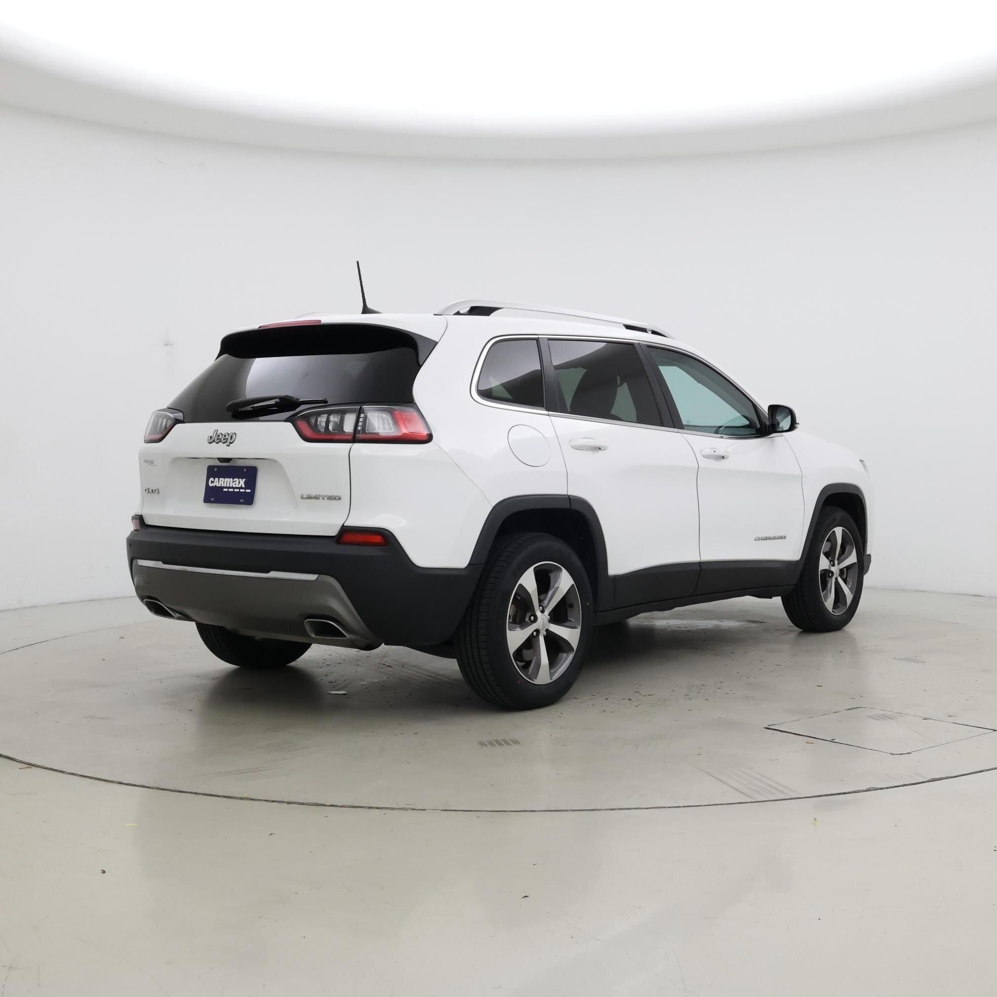 Thumbnail: 2020 Jeep Cherokee - 8