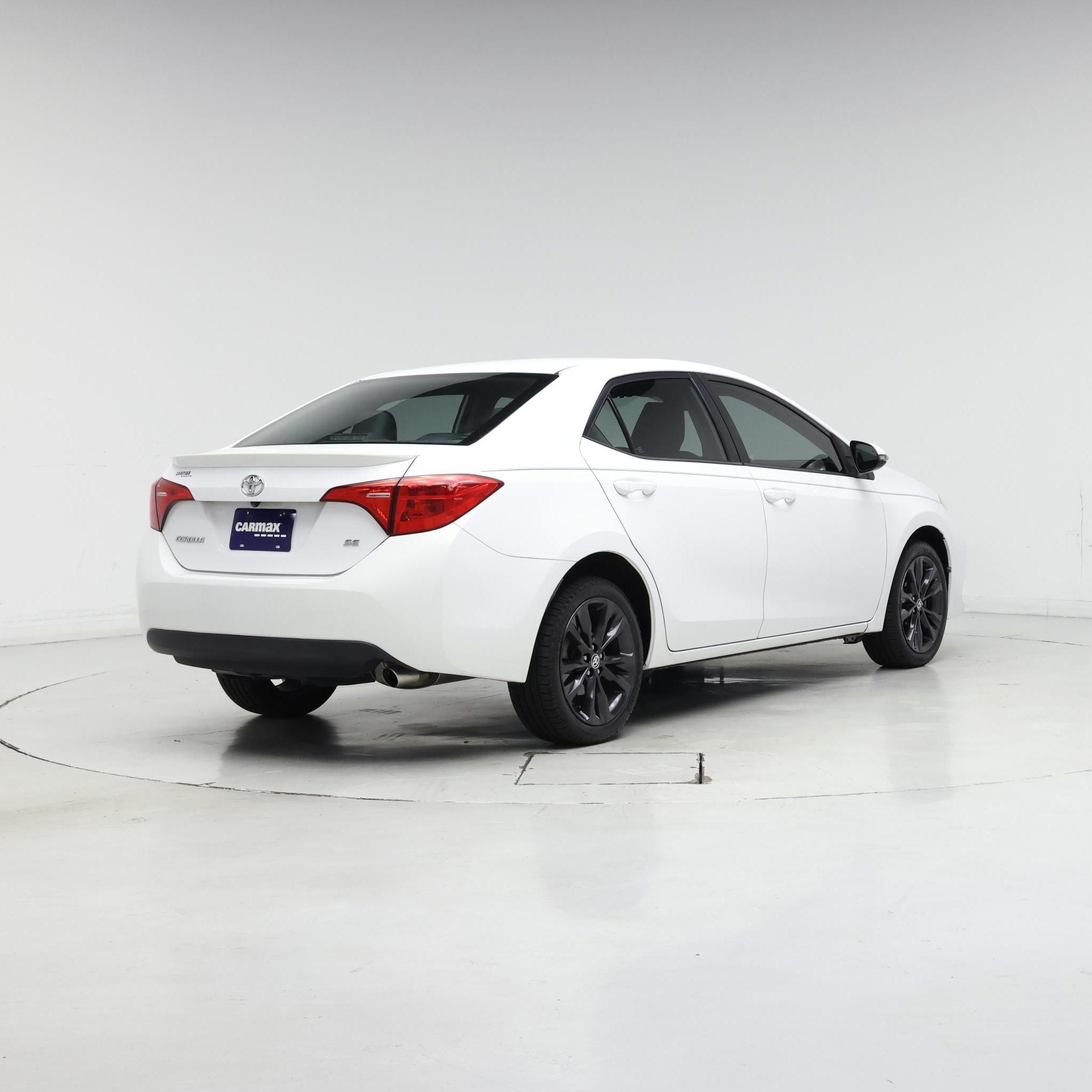 Thumbnail: 2017 Toyota Corolla - 8