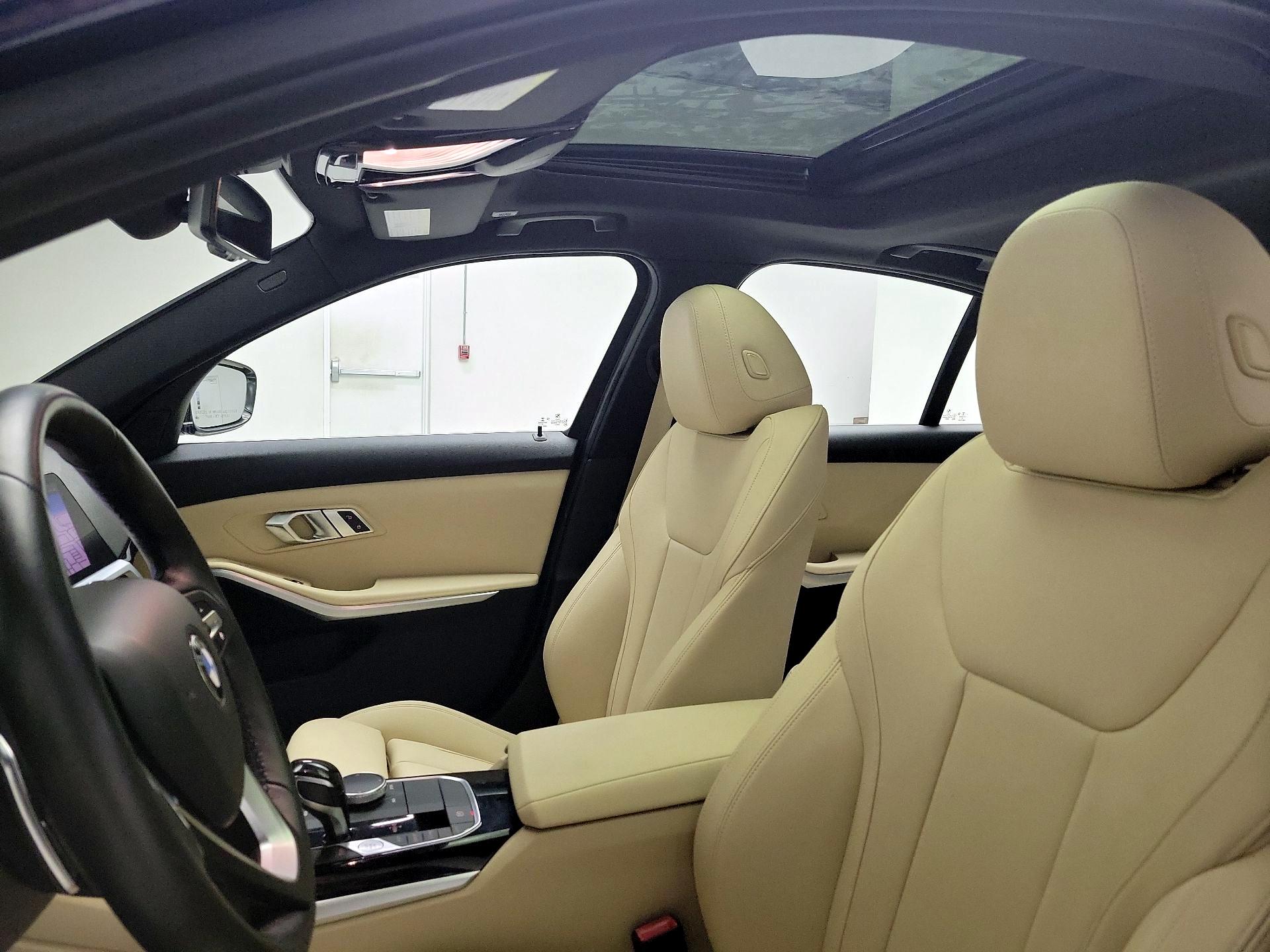 Thumbnail: 2019 BMW 3 Series - 20