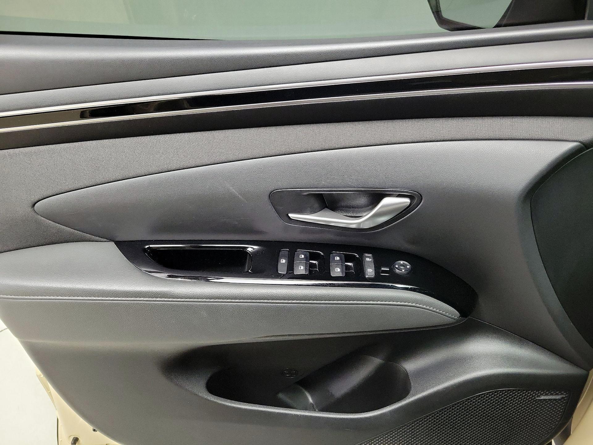 Thumbnail: 2022 Hyundai Santa Cruz - 12