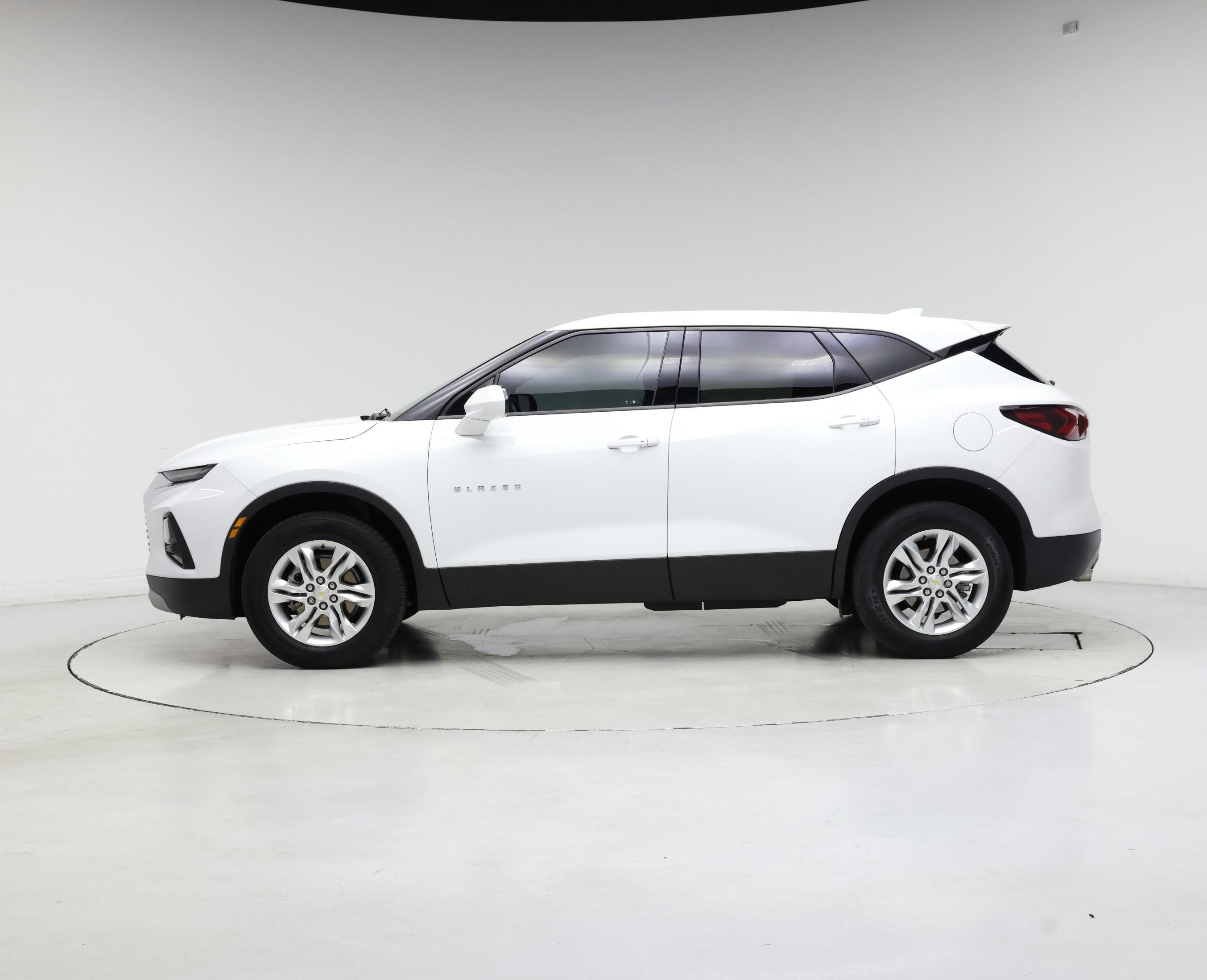 Thumbnail: 2021 Chevrolet Blazer - 3