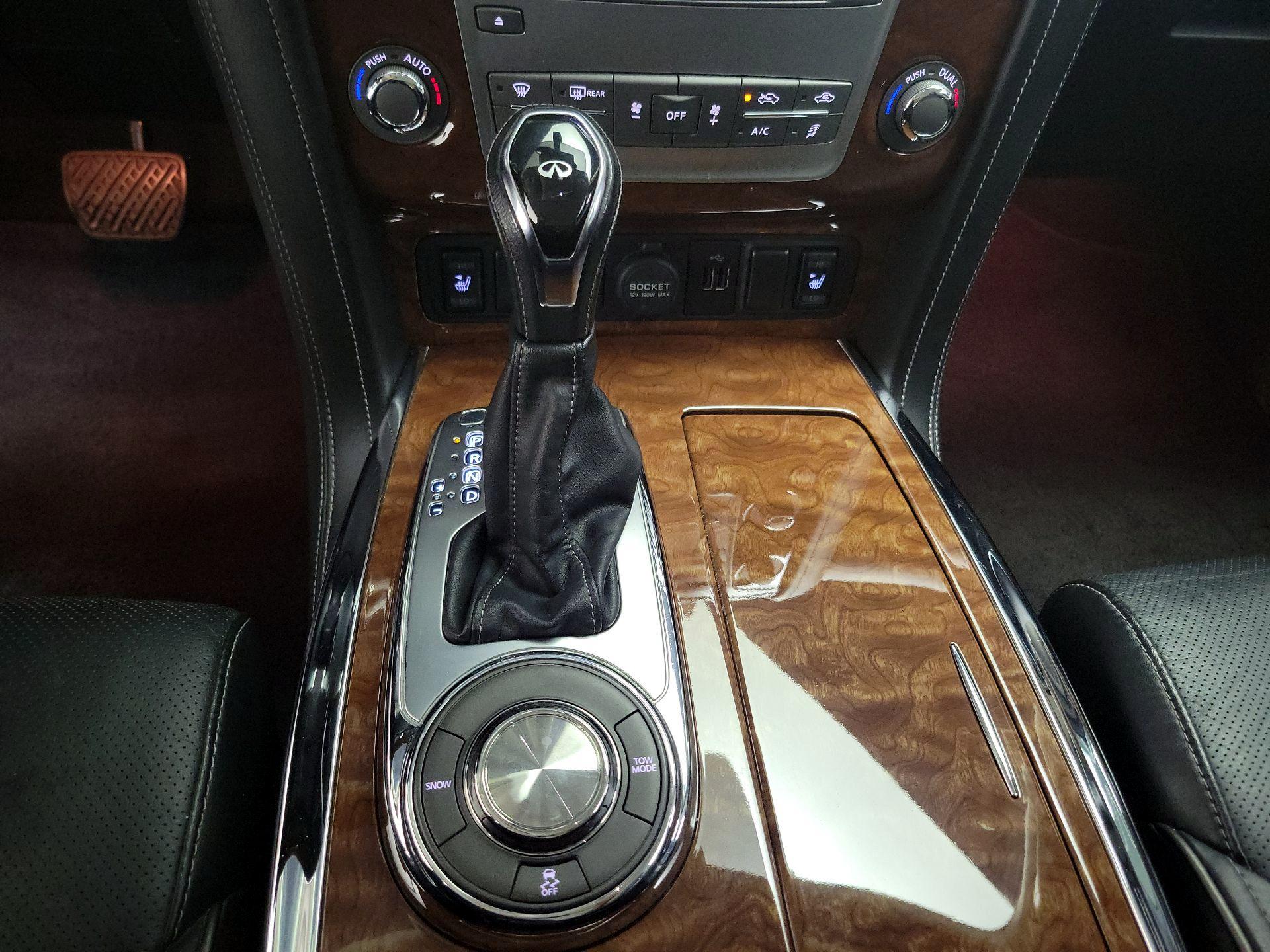 Thumbnail: 2018 INFINITI QX80 - 17