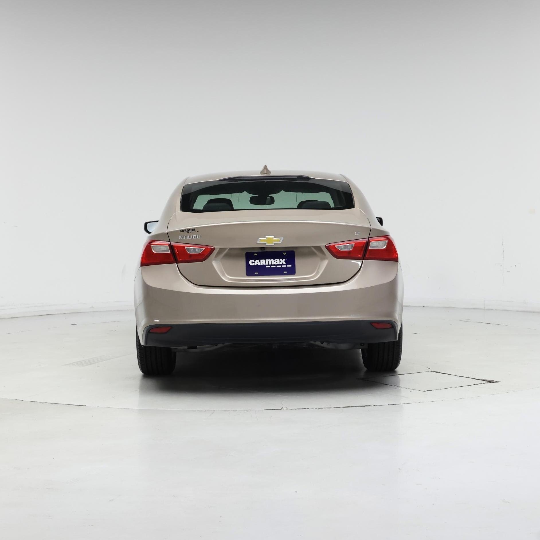 Thumbnail: 2018 Chevrolet Malibu - 6