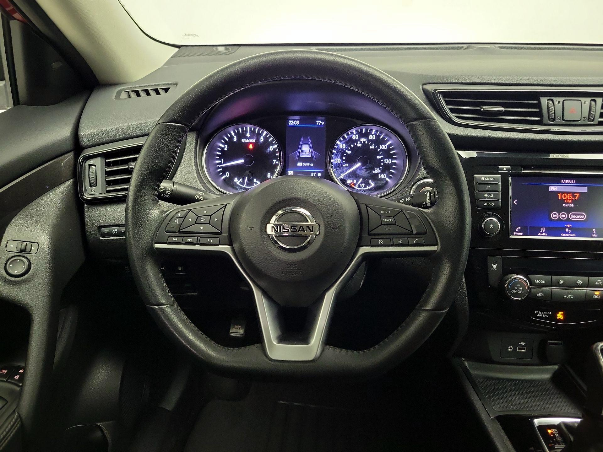 Thumbnail: 2019 Nissan Rogue - 10
