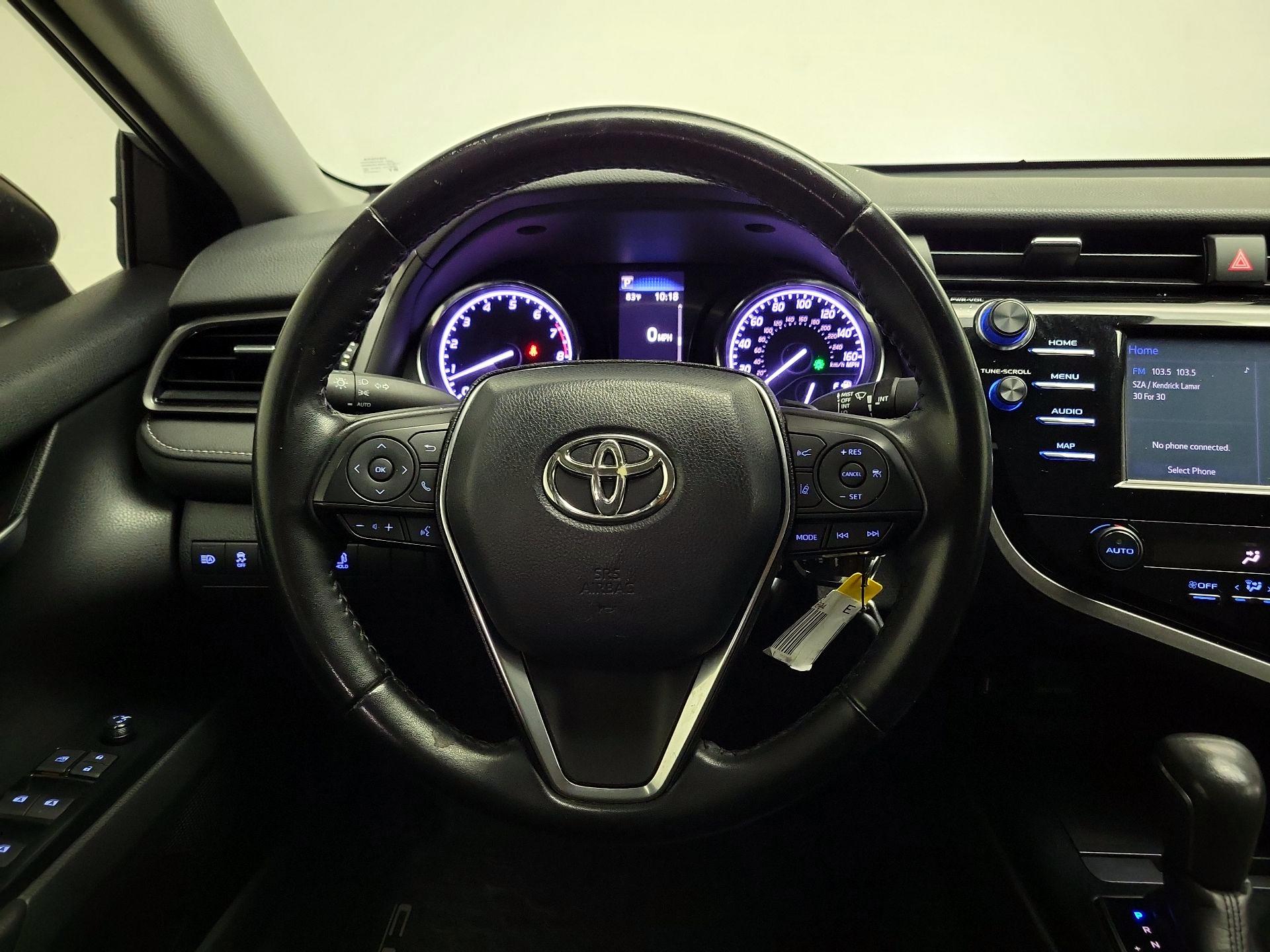 Thumbnail: 2019 Toyota Camry - 10