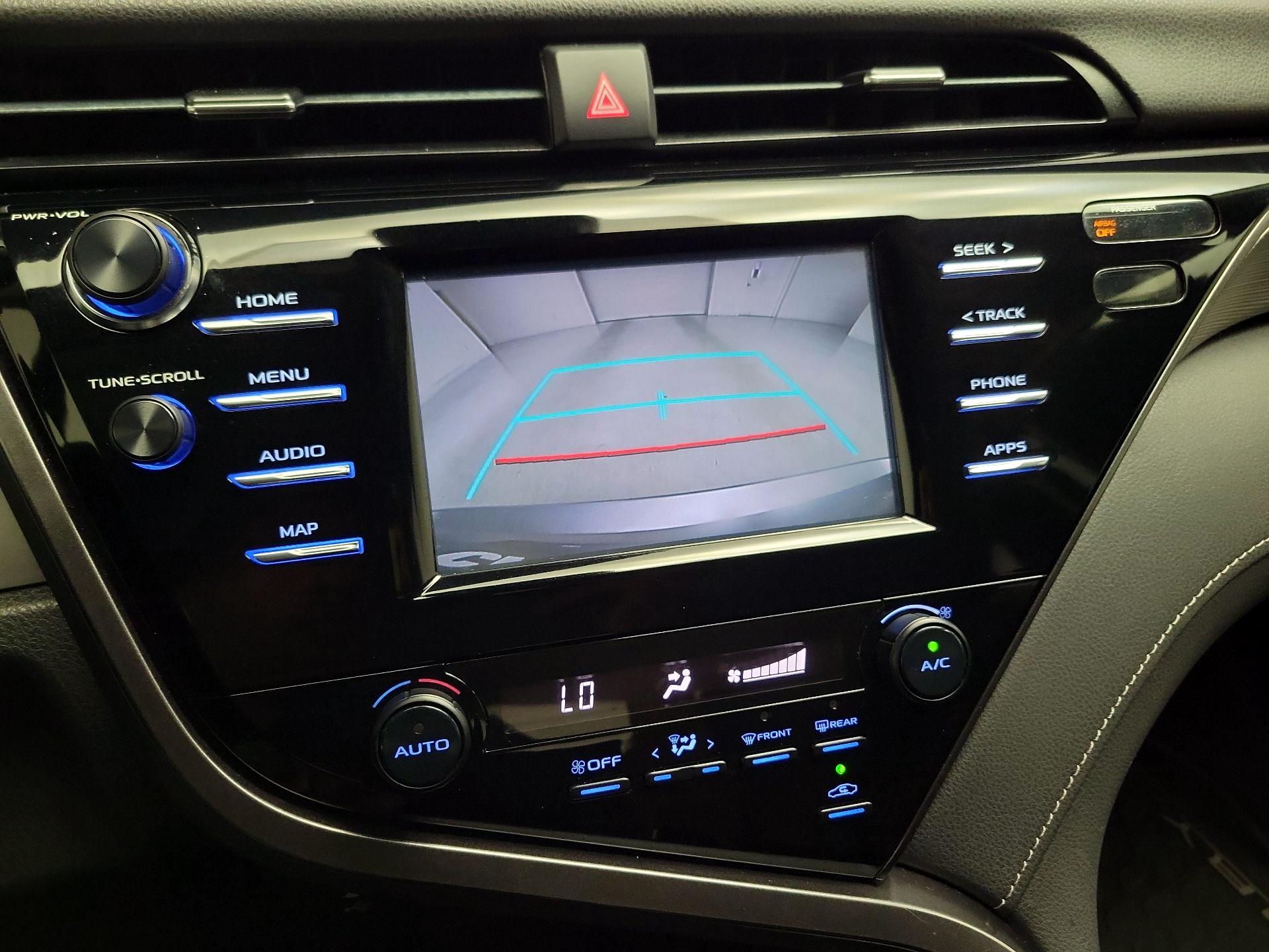 Thumbnail: 2019 Toyota Camry - 14