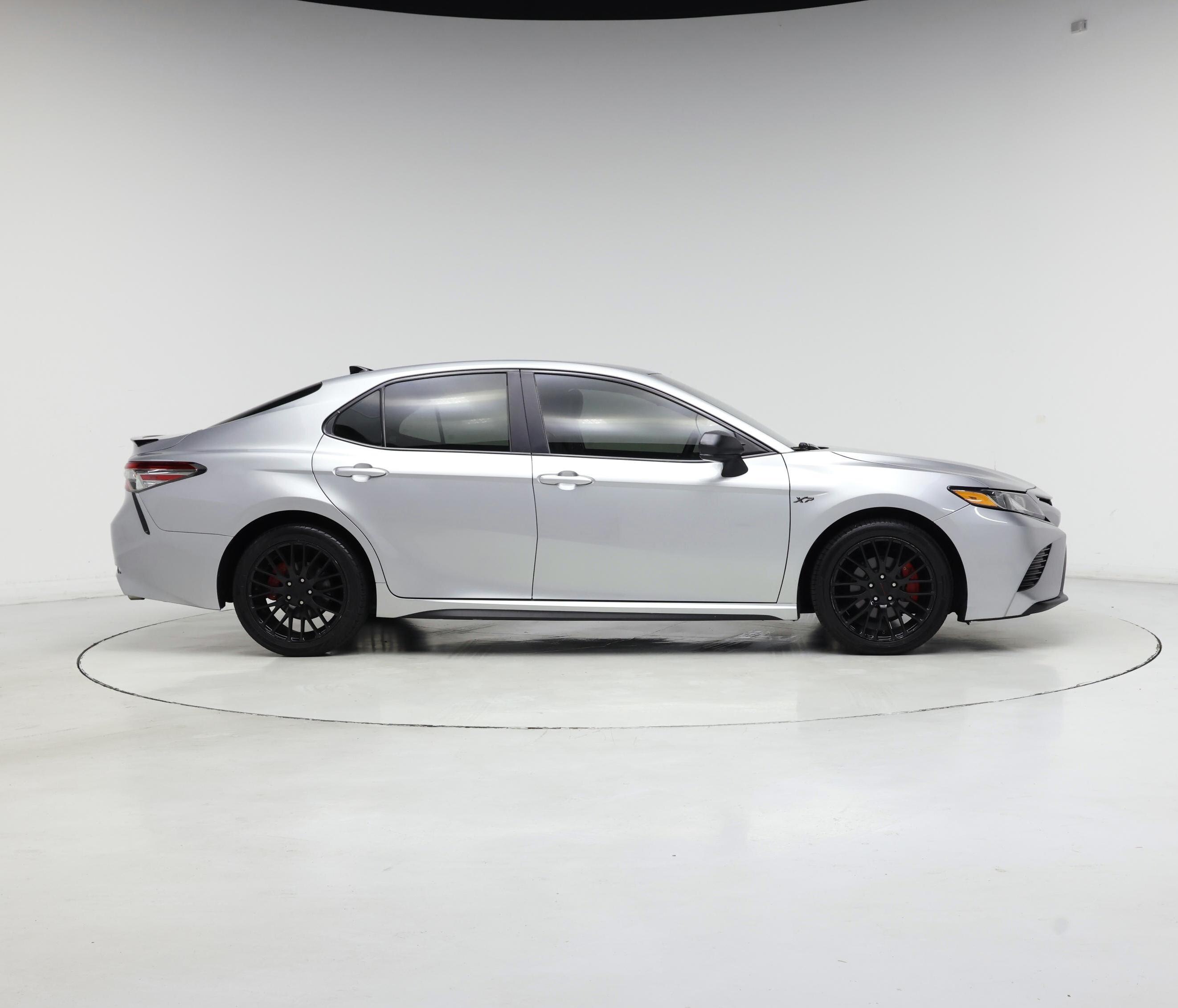 Thumbnail: 2019 Toyota Camry - 7