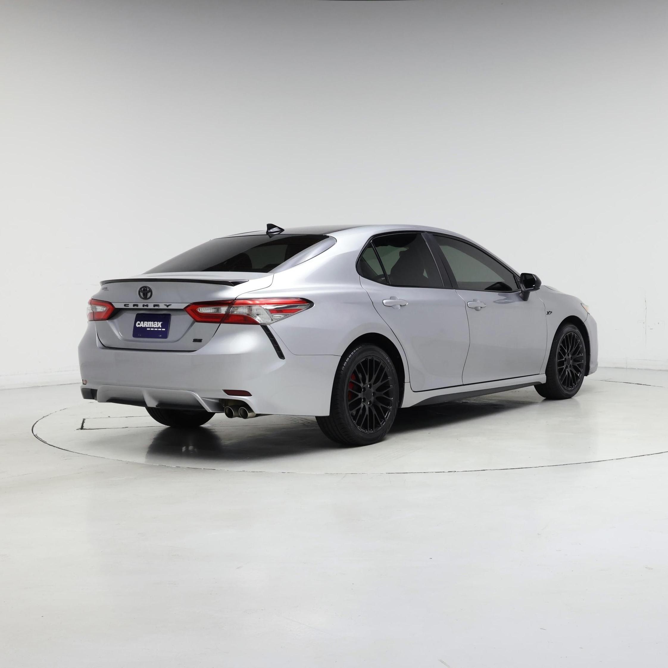 Thumbnail: 2019 Toyota Camry - 8