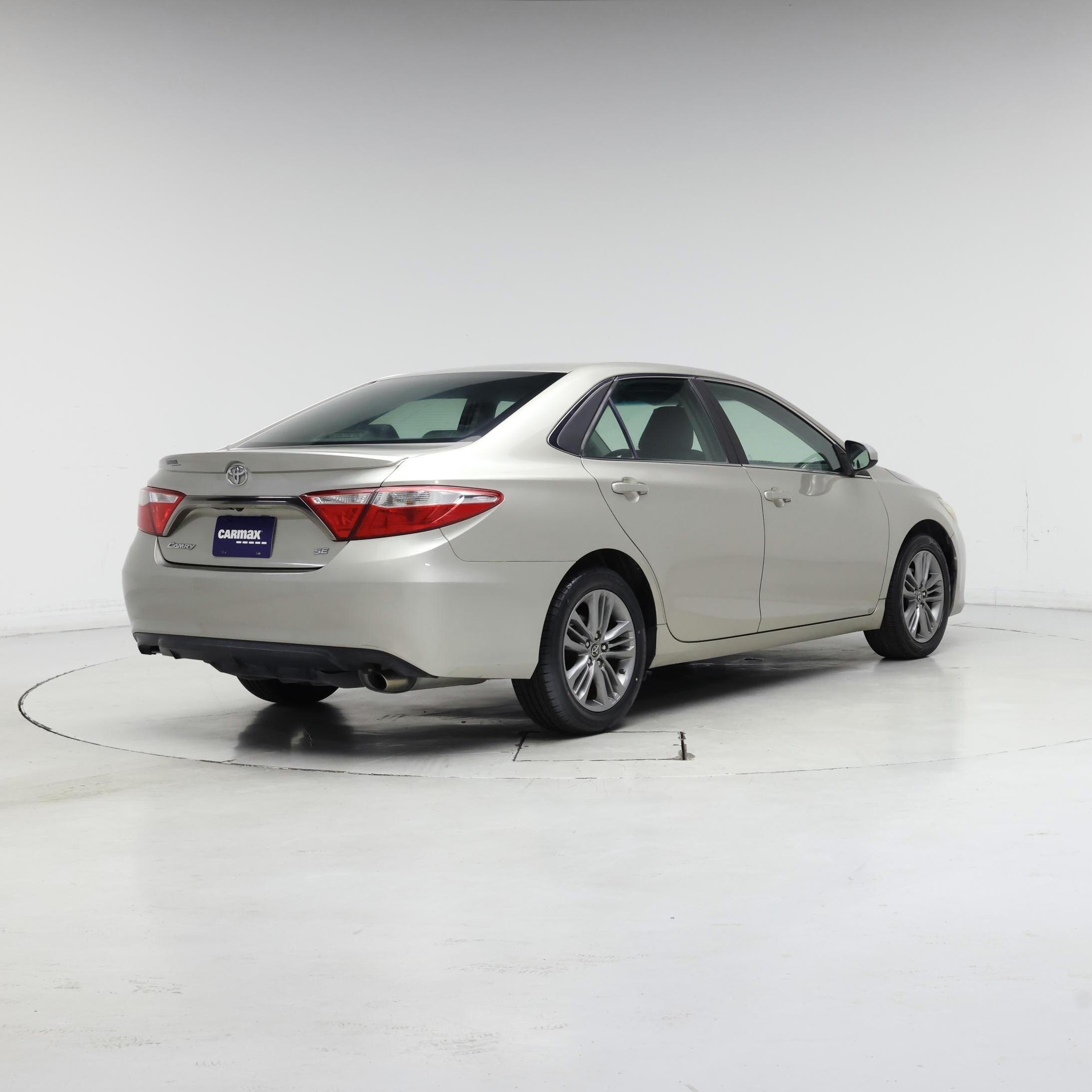 Thumbnail: 2016 Toyota Camry - 8