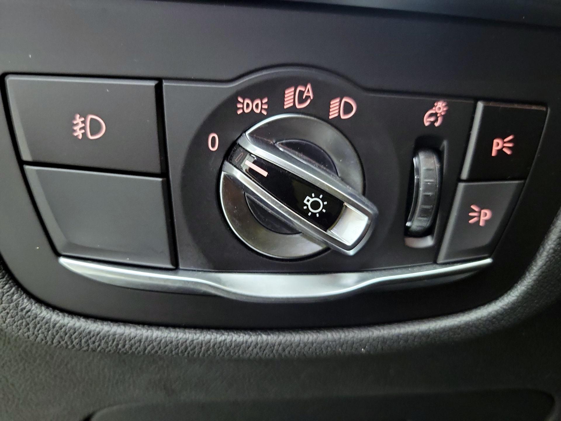 Thumbnail: 2019 BMW X3 - 13