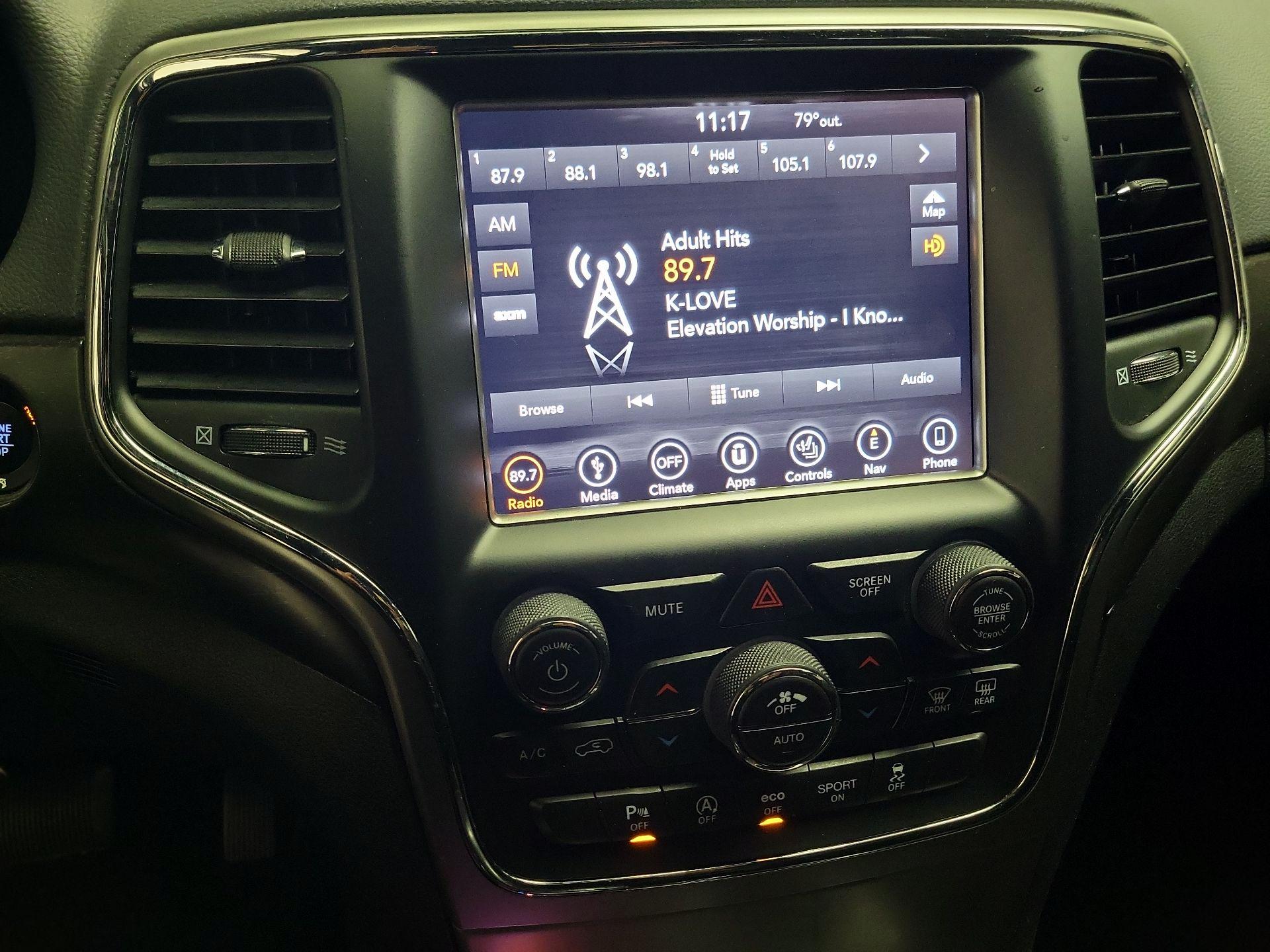 Thumbnail: 2018 Jeep Grand Cherokee - 16