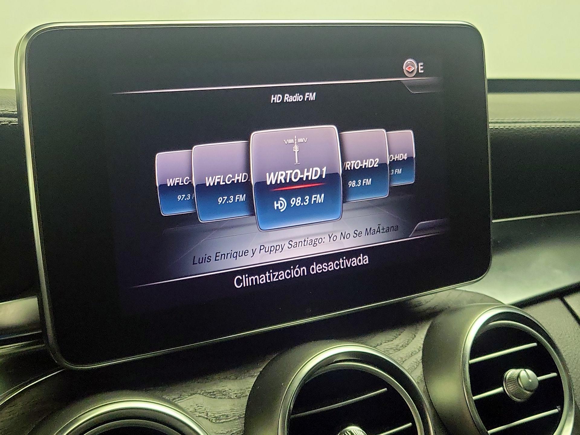 Thumbnail: 2015 Mercedes-Benz C-Class - 16