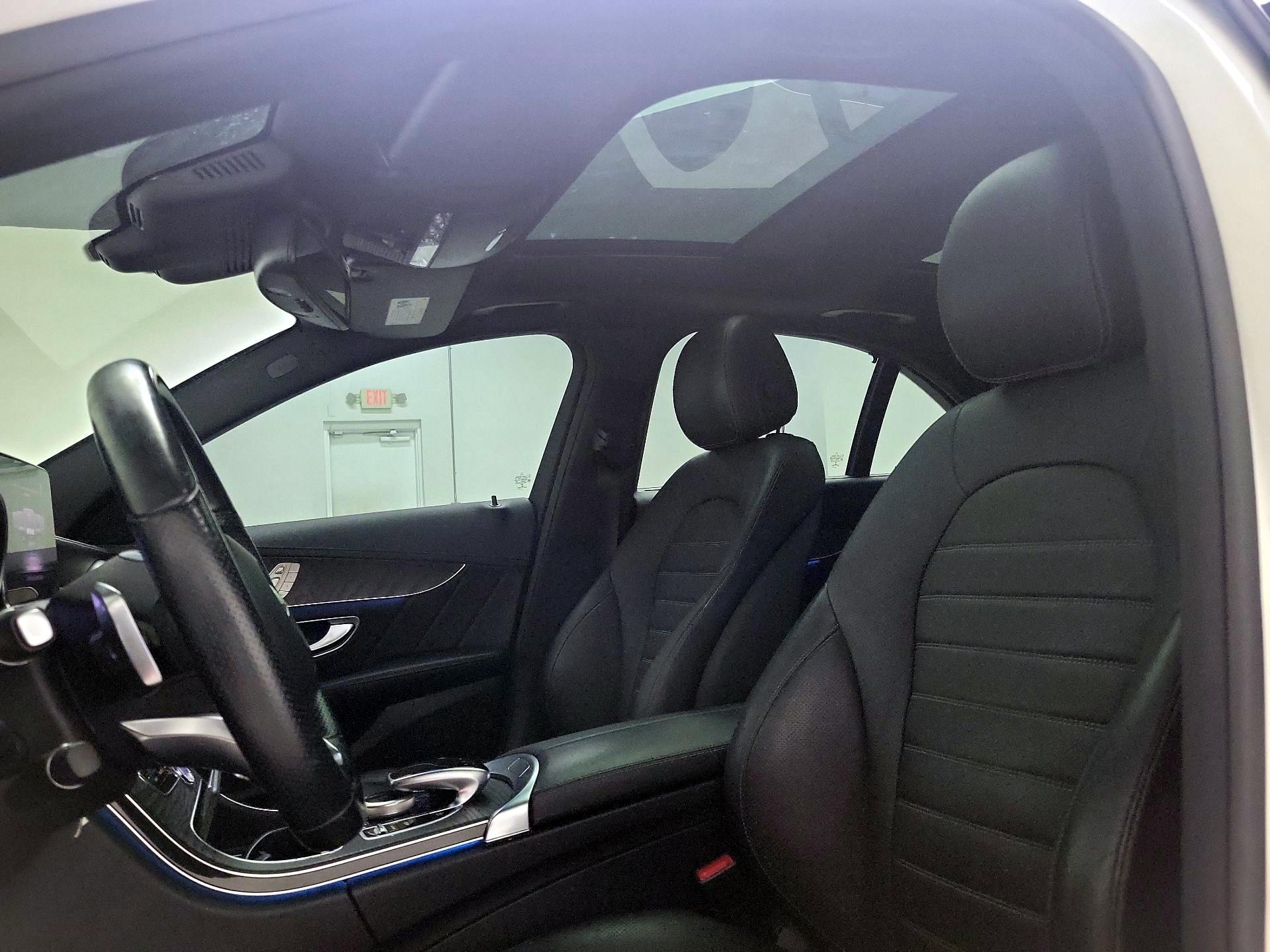 Thumbnail: 2015 Mercedes-Benz C-Class - 20