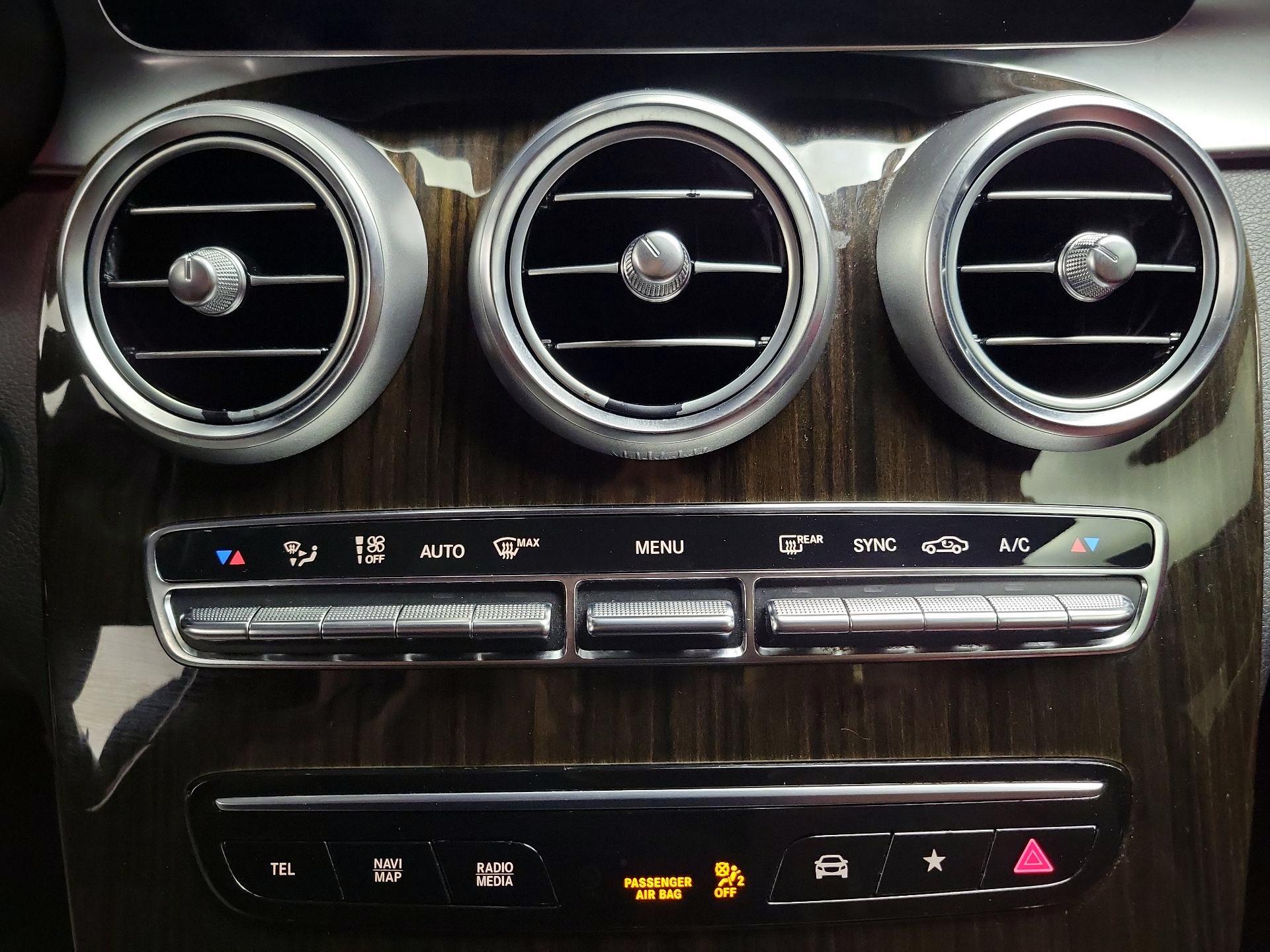 Thumbnail: 2022 Mercedes-Benz GLC - 16