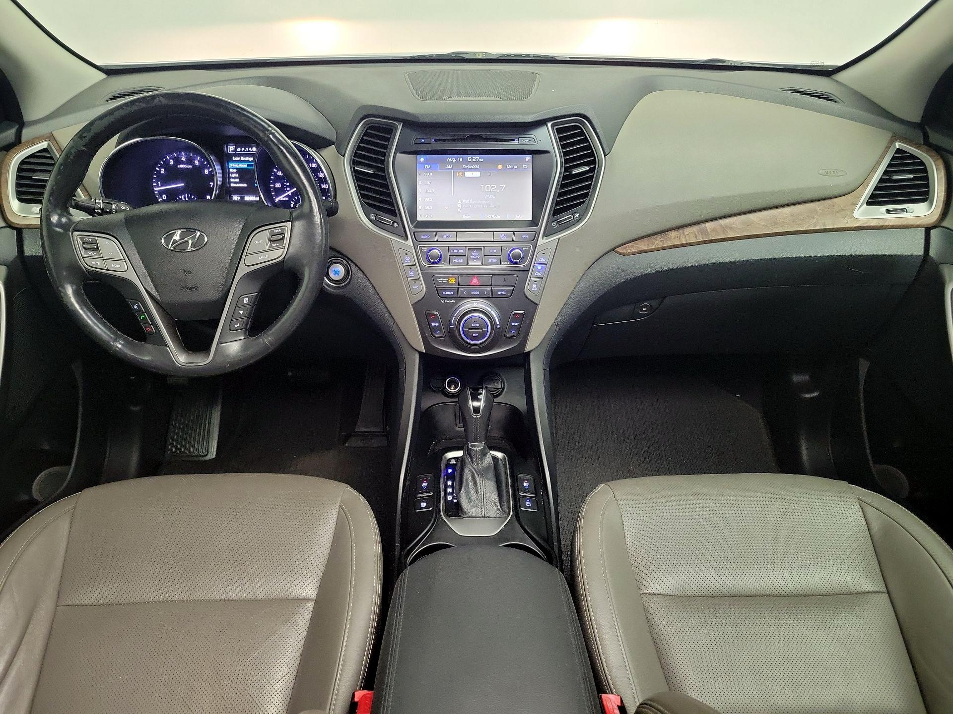Thumbnail: 2017 Hyundai Santa Fe - 9