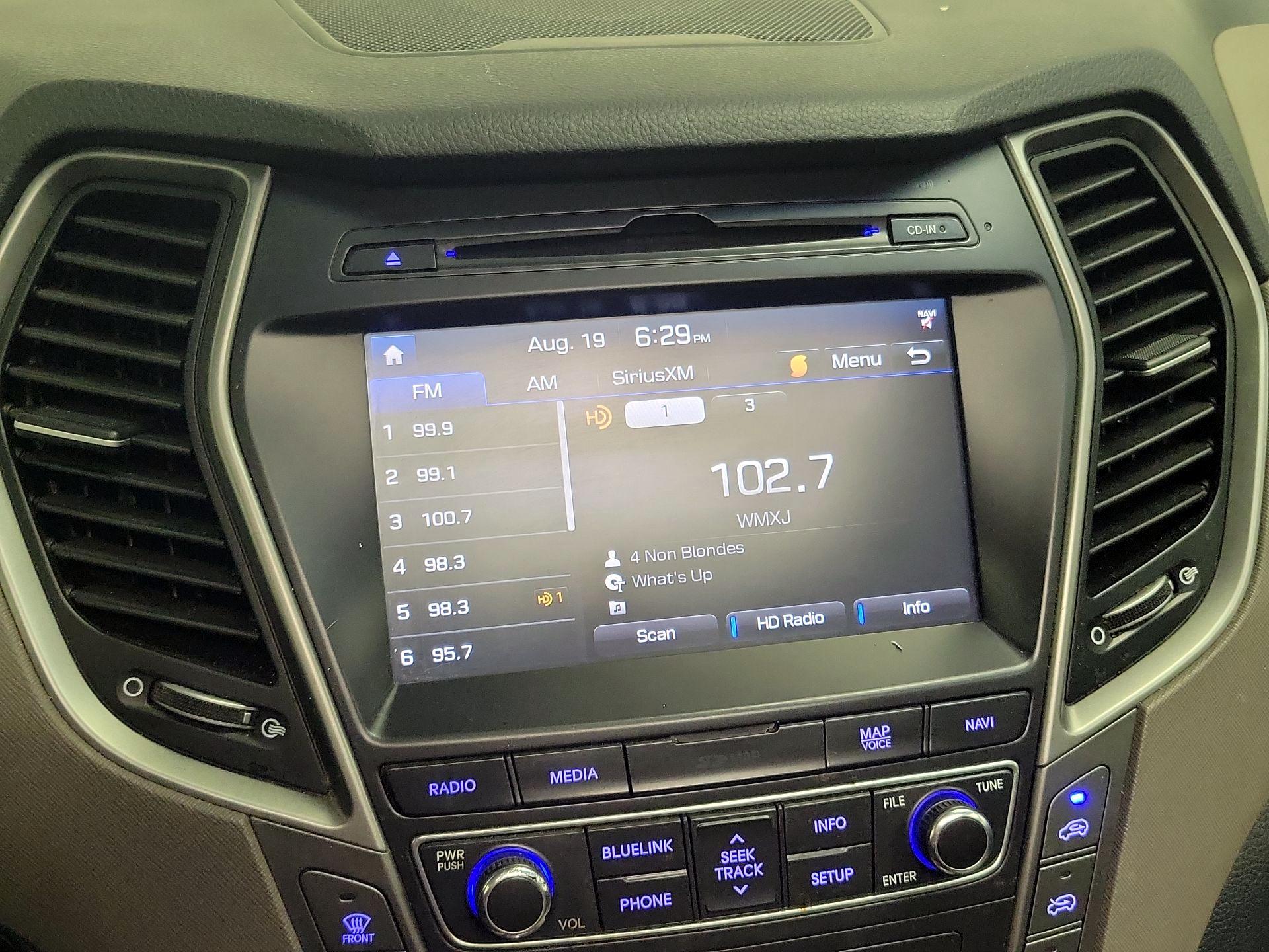 Thumbnail: 2017 Hyundai Santa Fe - 16