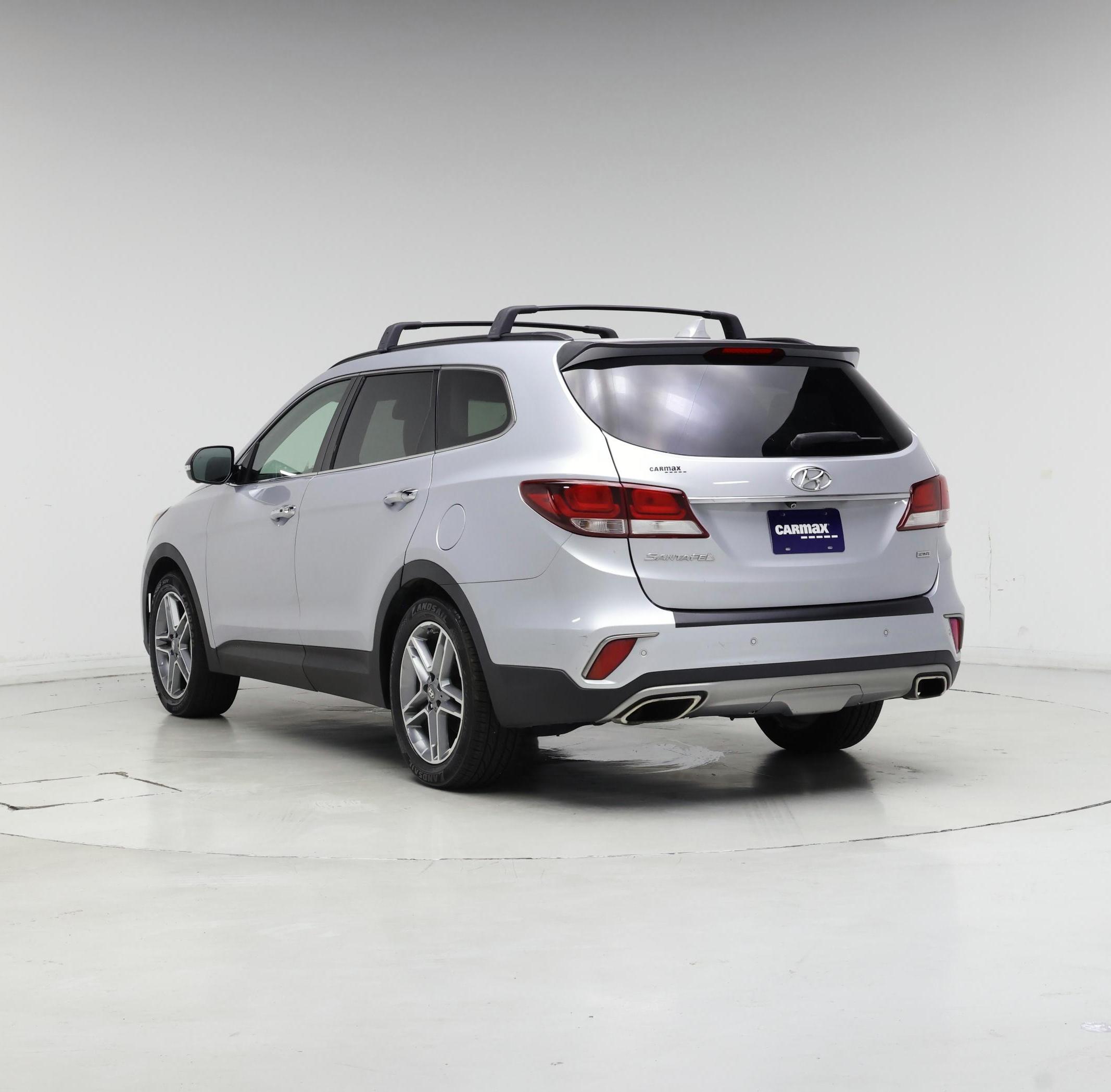 Thumbnail: 2017 Hyundai Santa Fe - 2