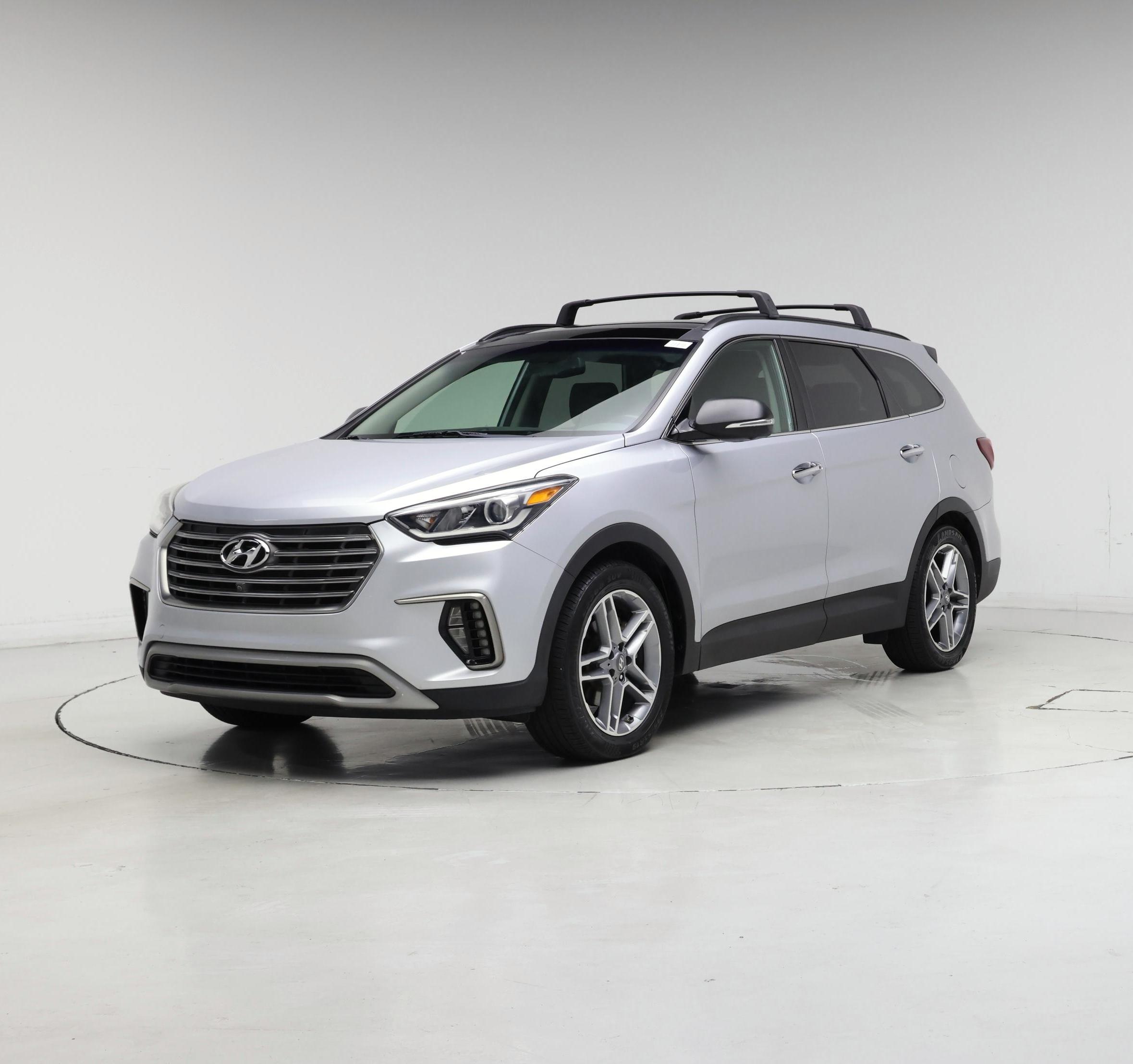 Thumbnail: 2017 Hyundai Santa Fe - 4