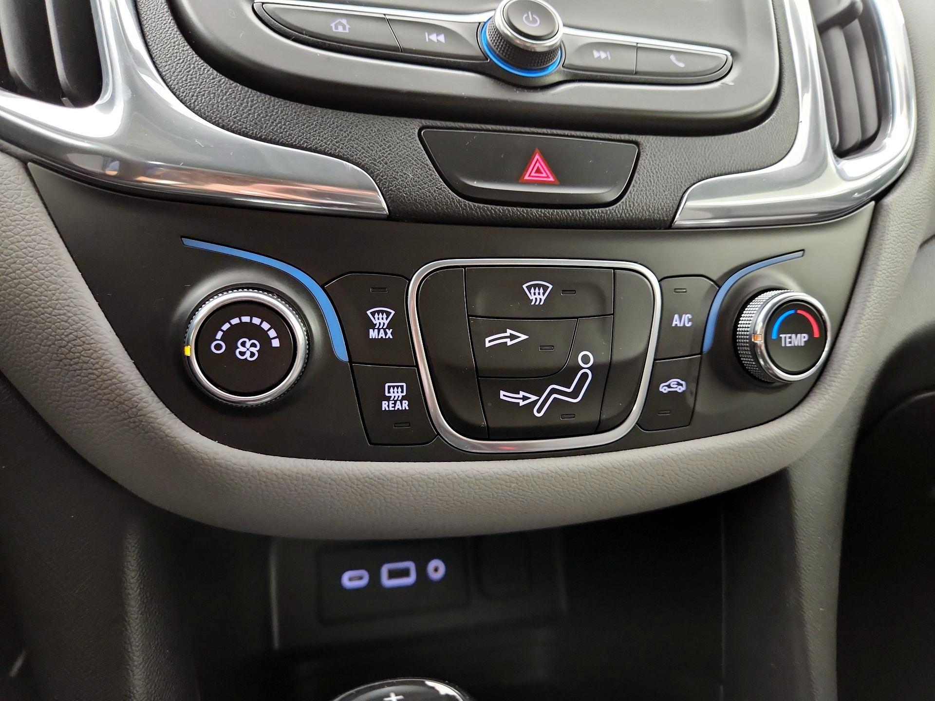 Thumbnail: 2019 Chevrolet Equinox - 15