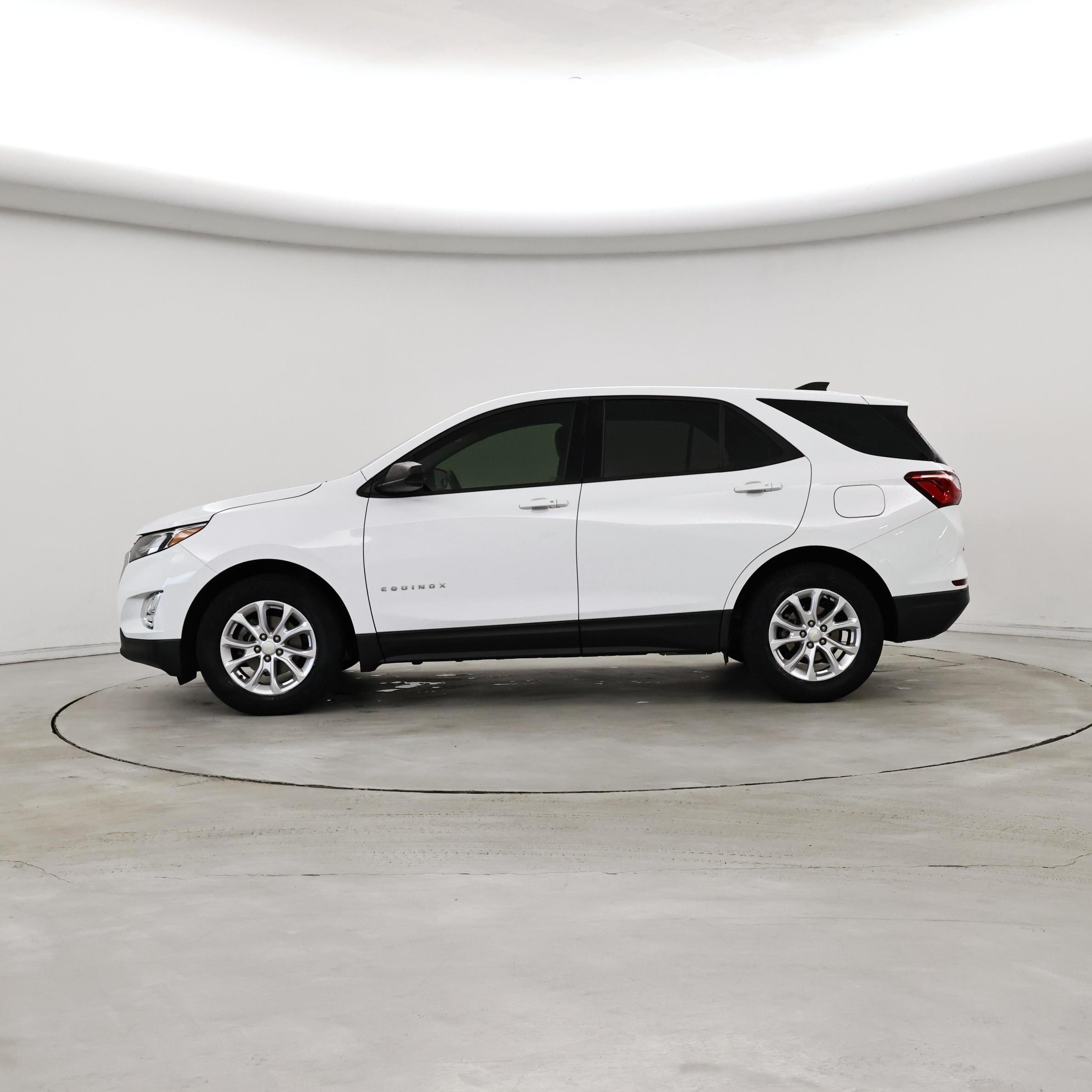 Thumbnail: 2019 Chevrolet Equinox - 3