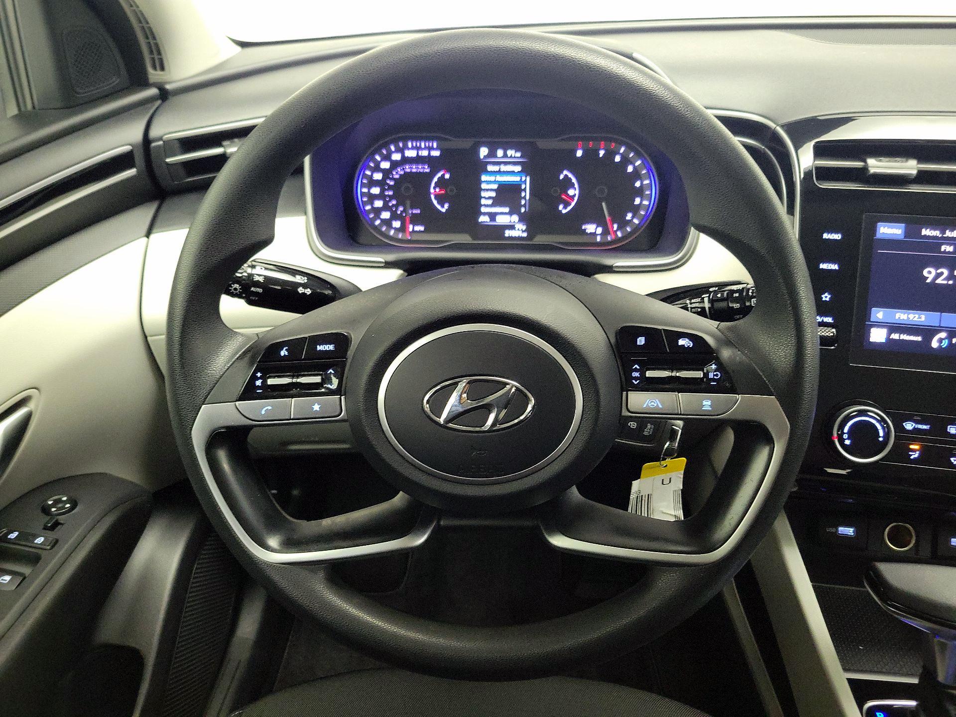 Thumbnail: 2023 Hyundai Tucson - 10