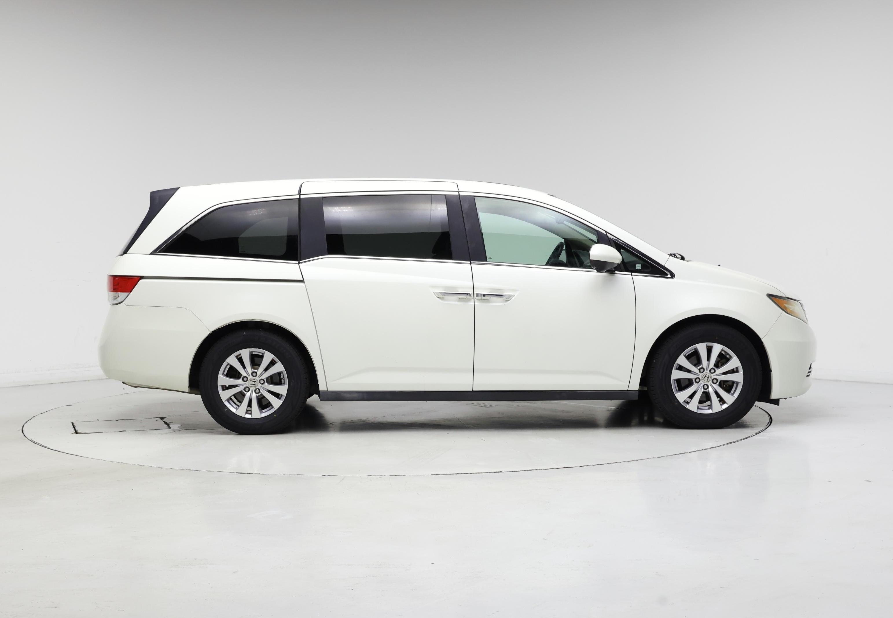 Thumbnail: 2015 Honda Odyssey - 7