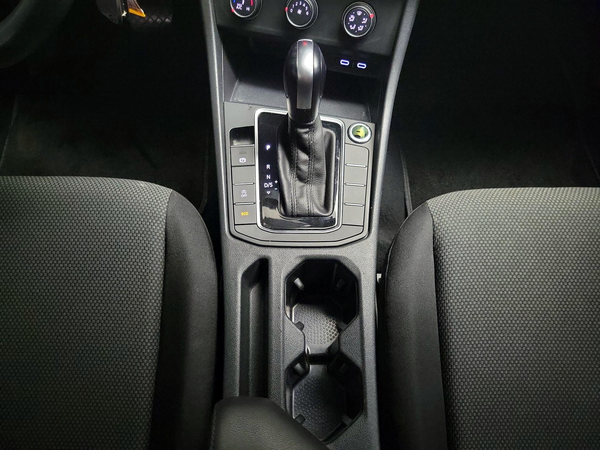 Thumbnail: 2020 Volkswagen Jetta - 17