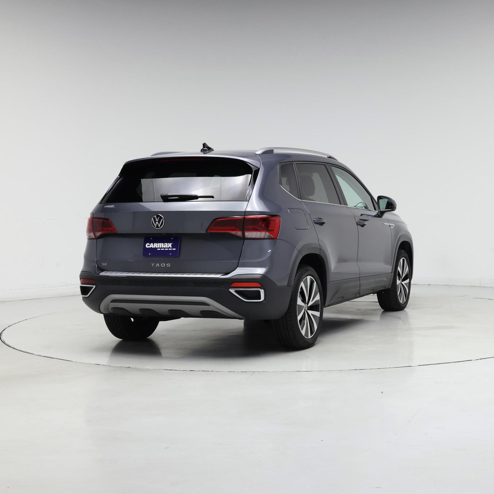 Thumbnail: 2022 Volkswagen Taos - 8