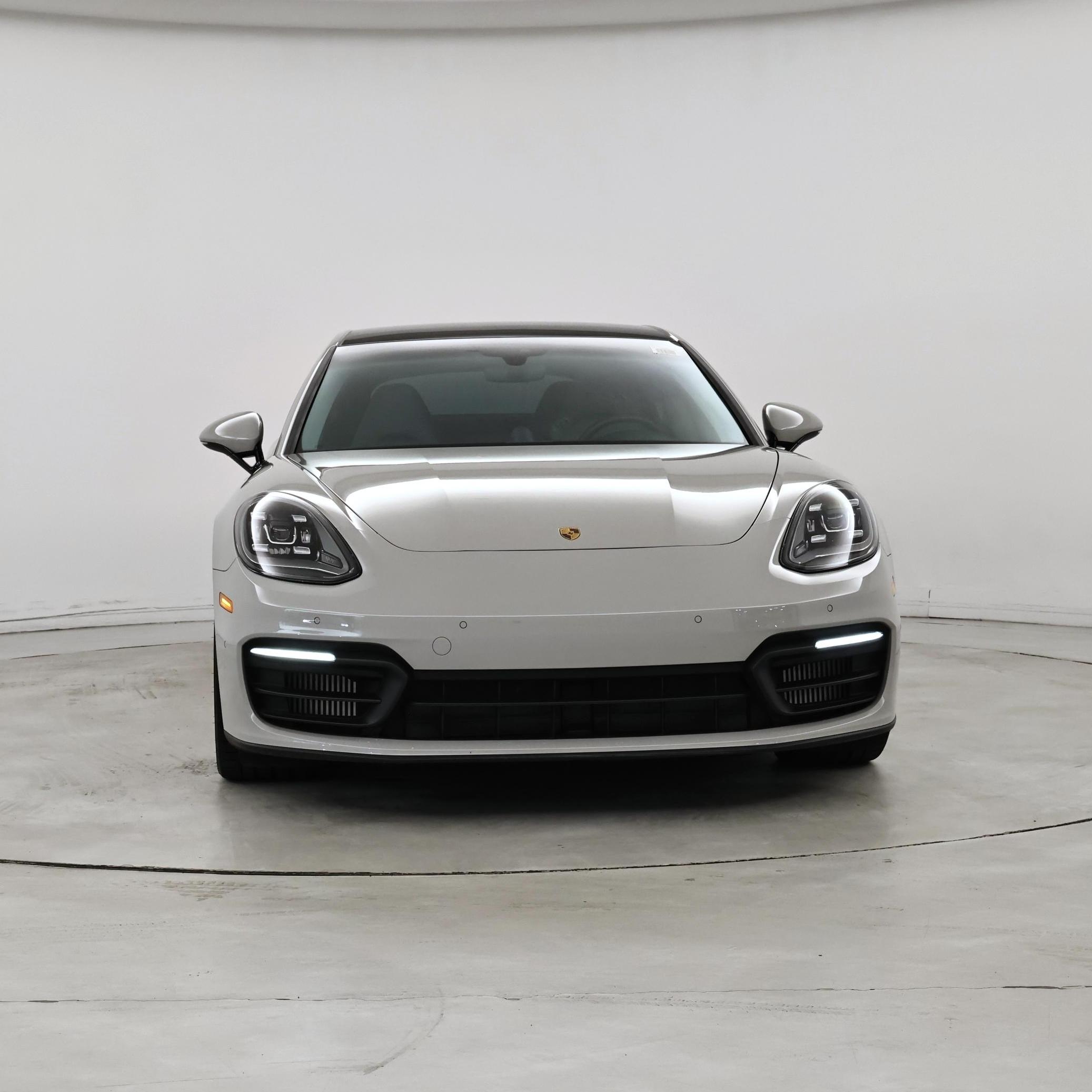Thumbnail: 2022 Porsche Panamera - 5