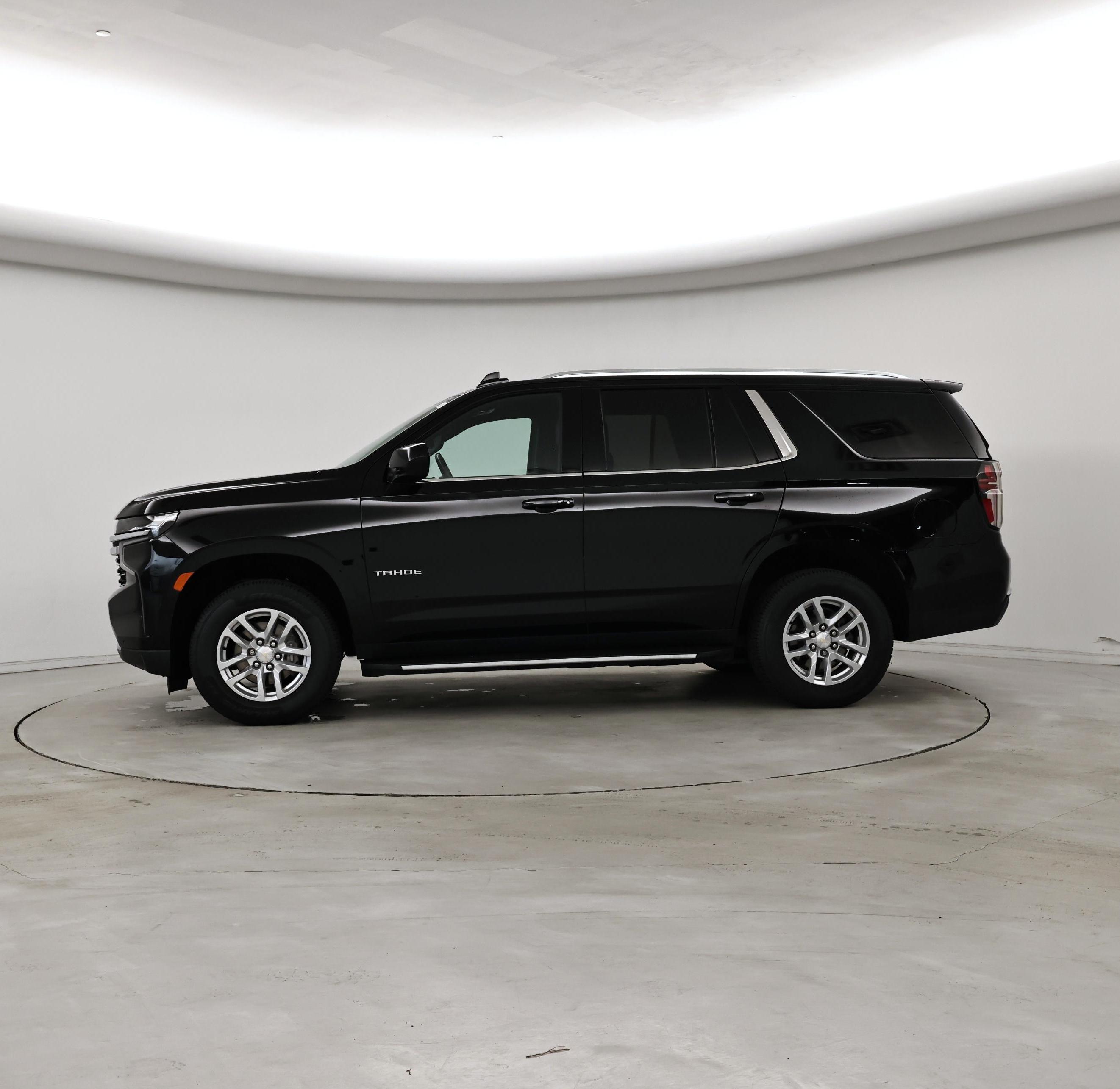 Thumbnail: 2022 Chevrolet Tahoe - 3