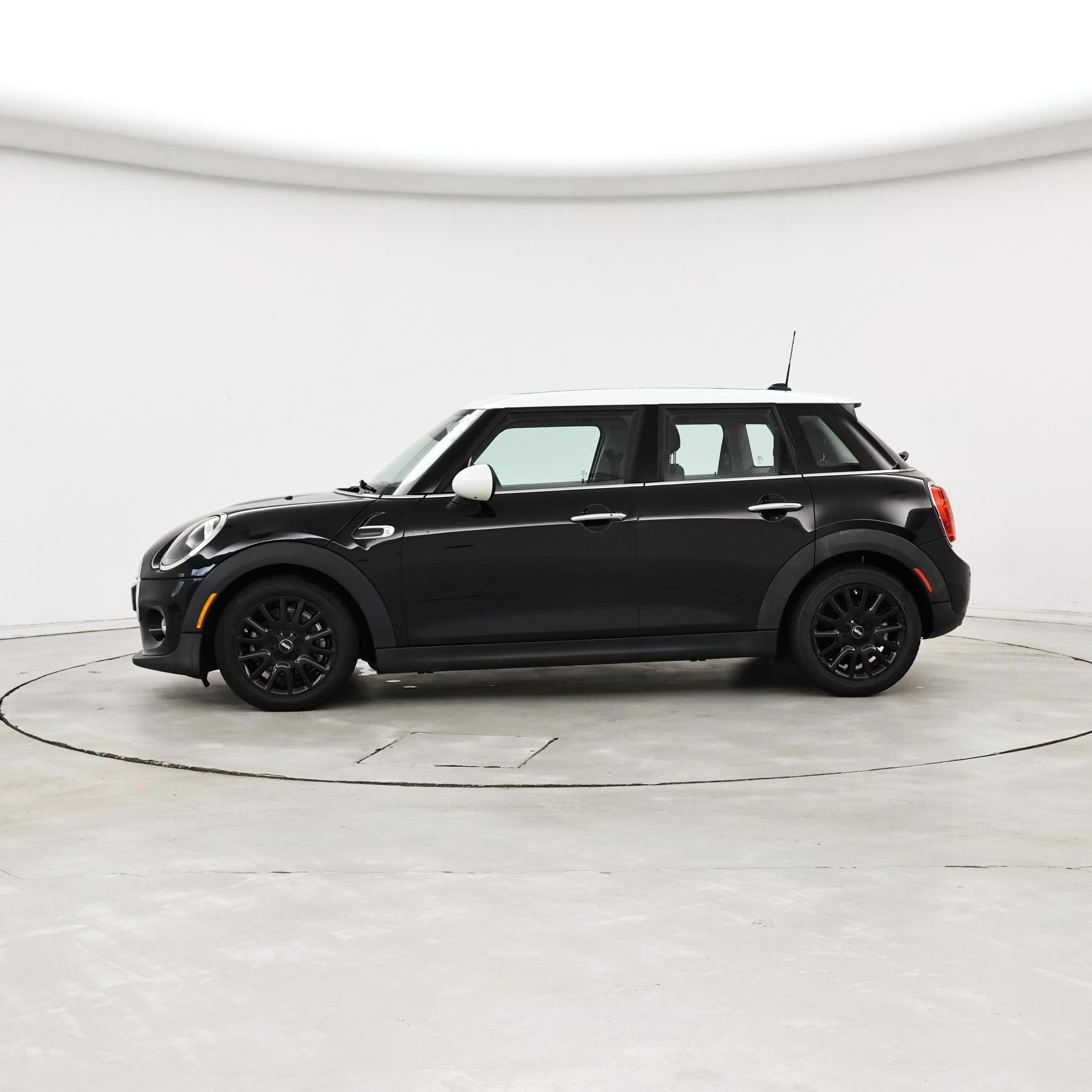 Thumbnail: 2019 MINI Cooper Hardtop - 3