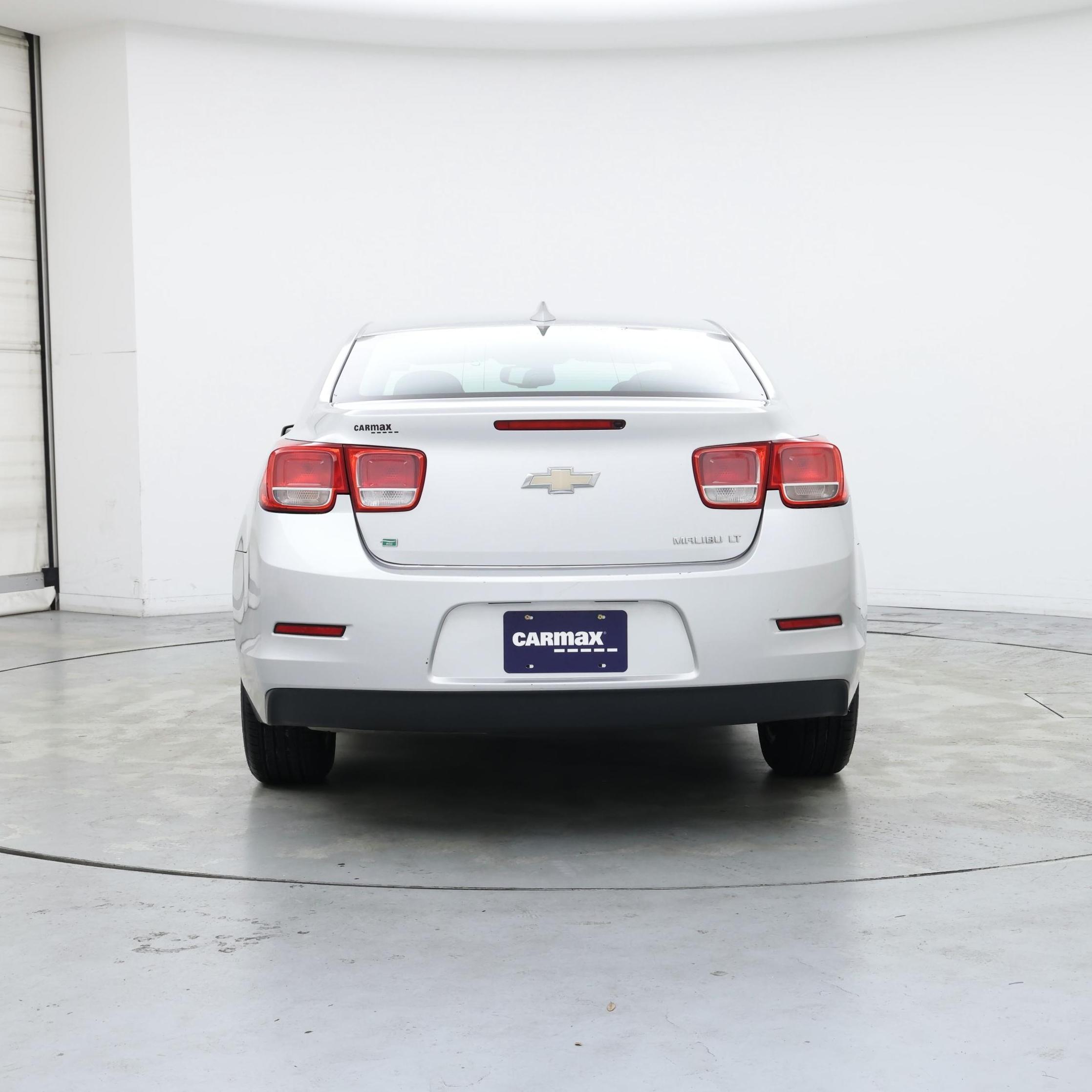 Thumbnail: 2016 Chevrolet Malibu - 6