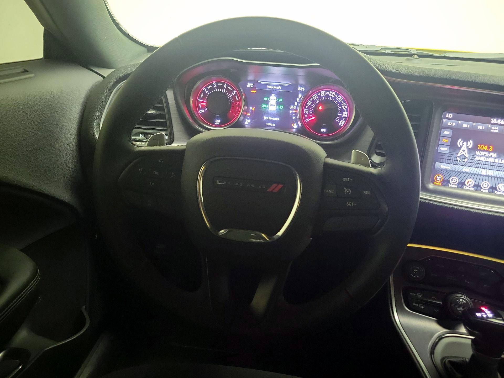 Thumbnail: 2017 Dodge Challenger - 10