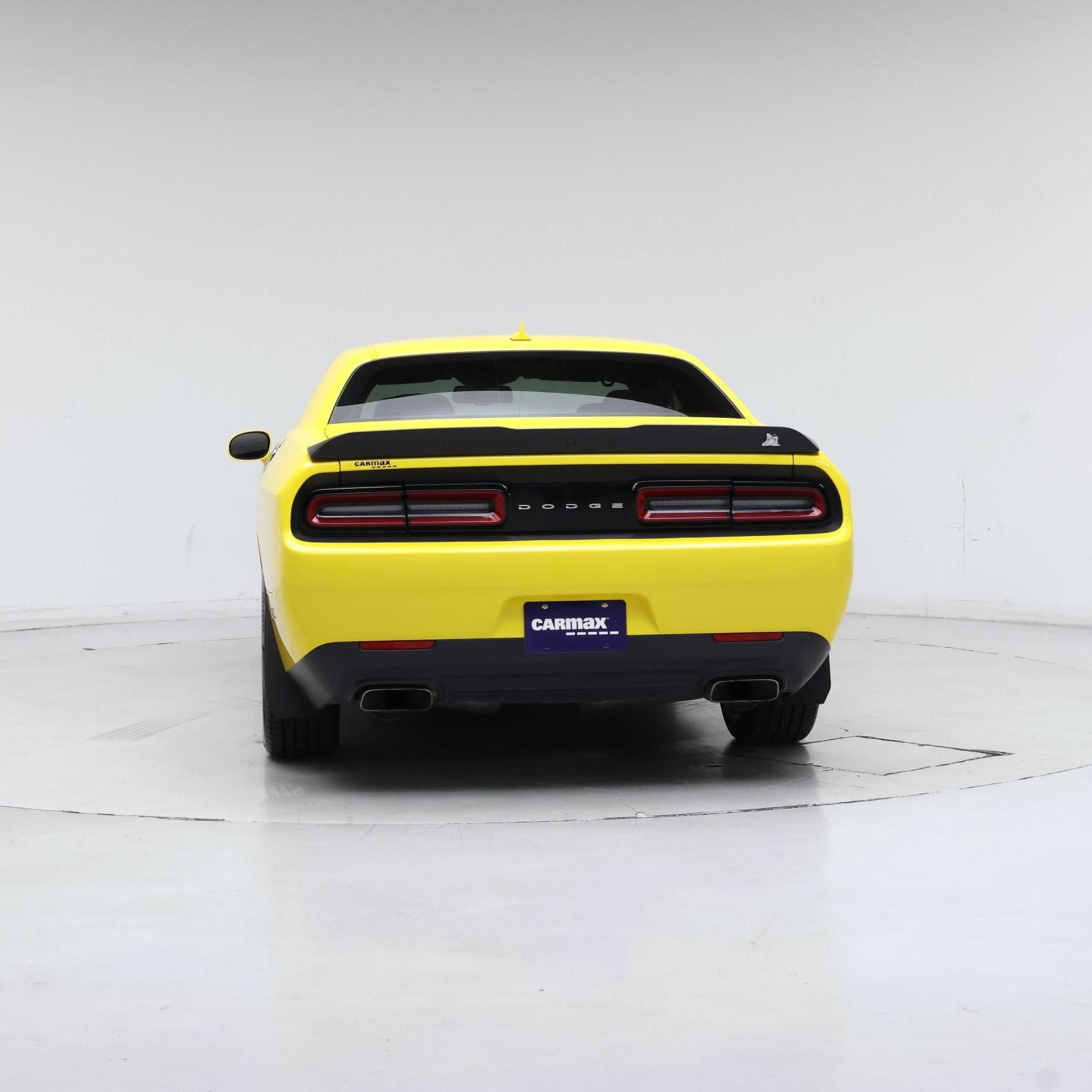 Thumbnail: 2017 Dodge Challenger - 6