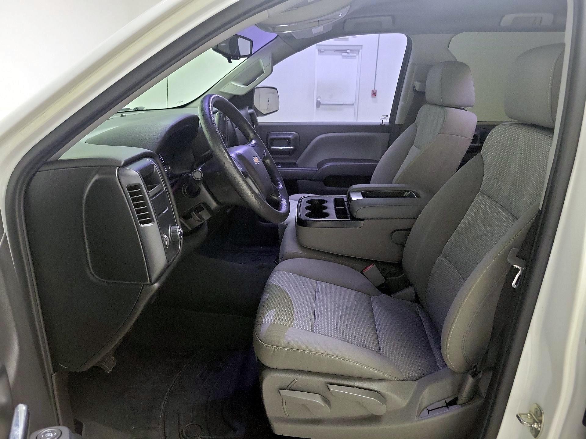 Thumbnail: 2018 Chevrolet Silverado 1500 - 11
