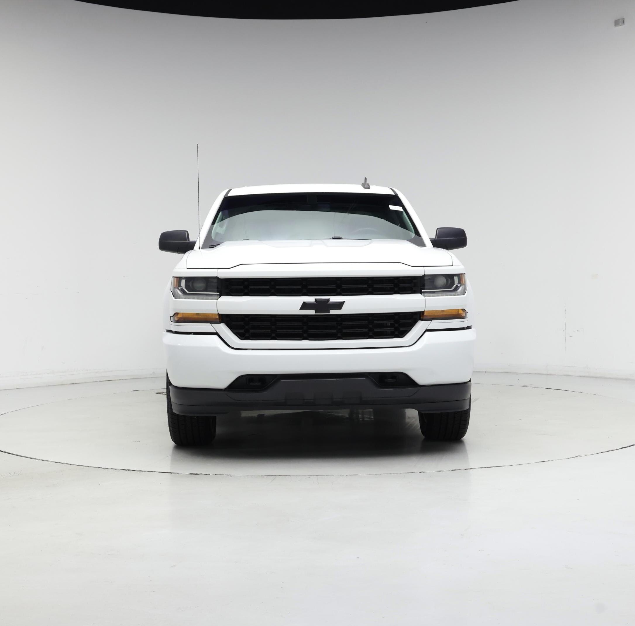 Thumbnail: 2018 Chevrolet Silverado 1500 - 5