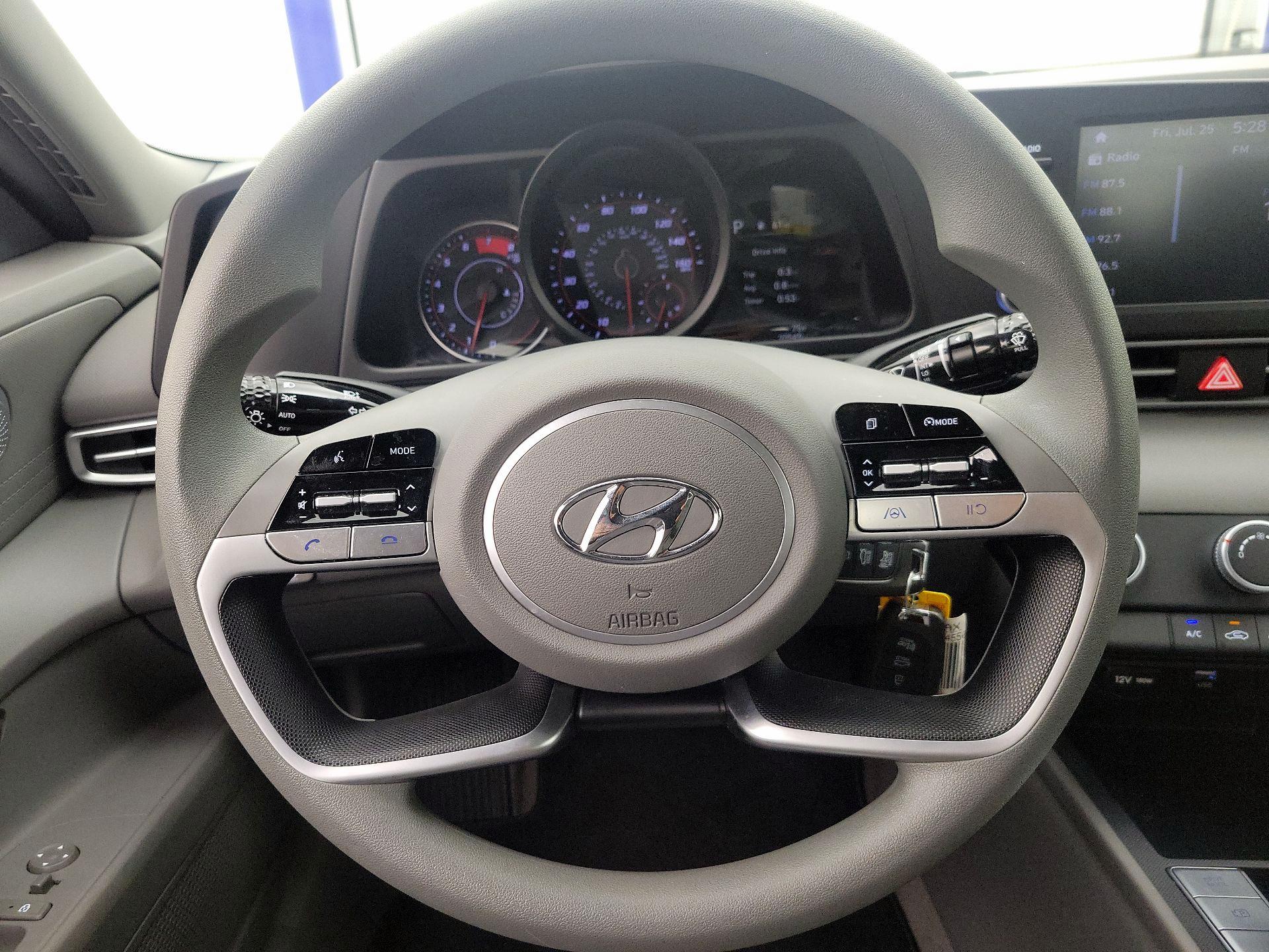Thumbnail: 2023 Hyundai Elantra - 10