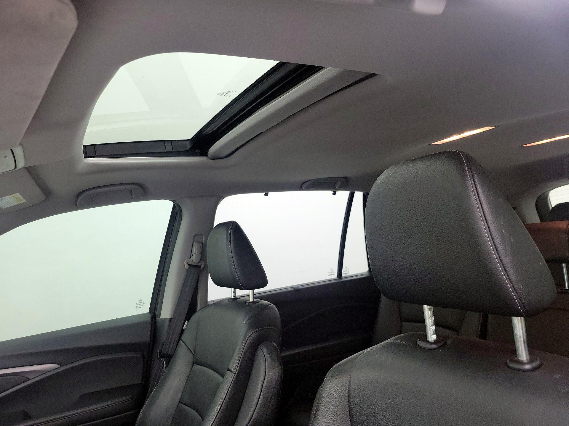 Thumbnail: 2021 Honda Pilot - 19