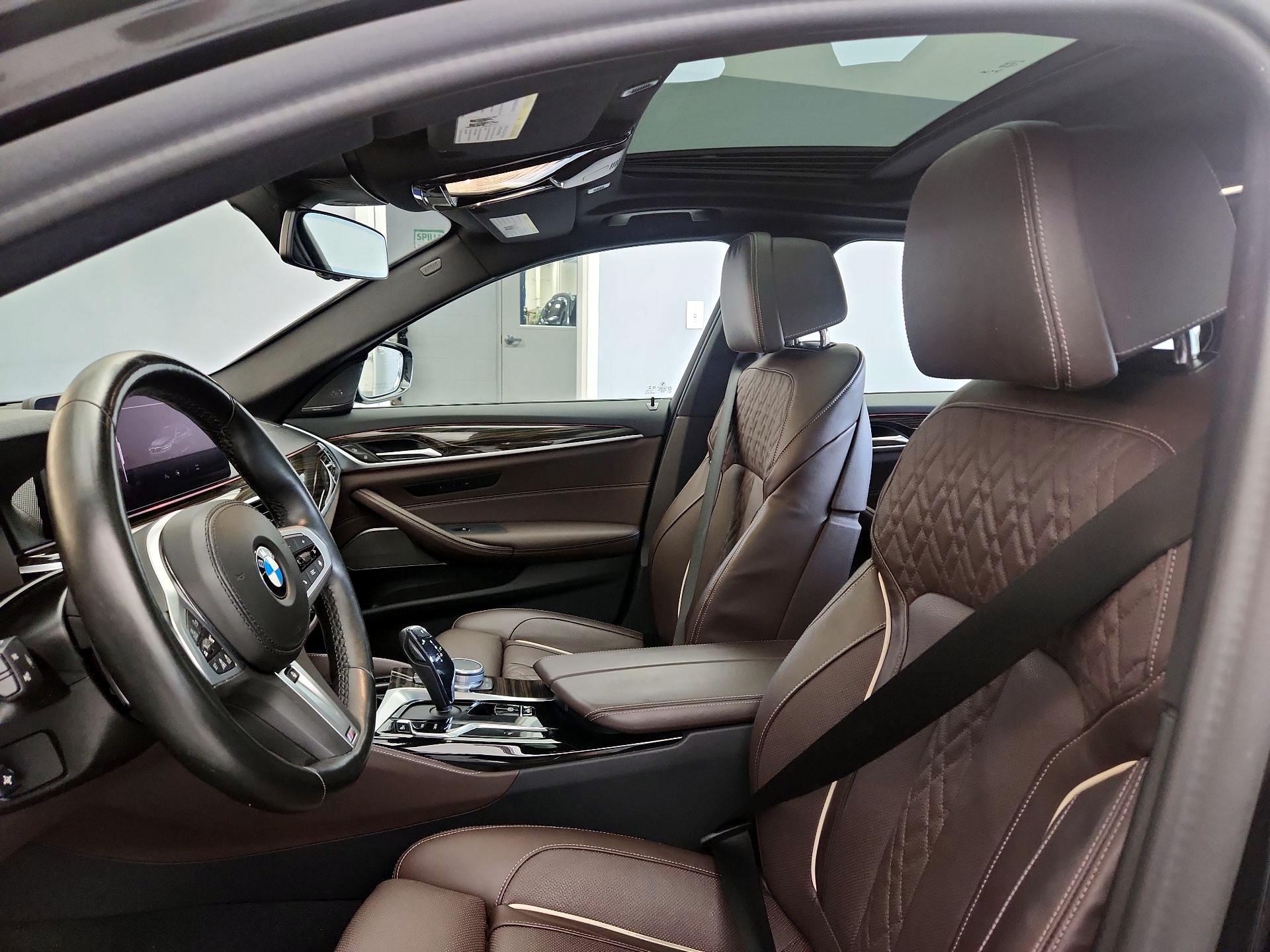 Thumbnail: 2022 BMW 5 Series - 20
