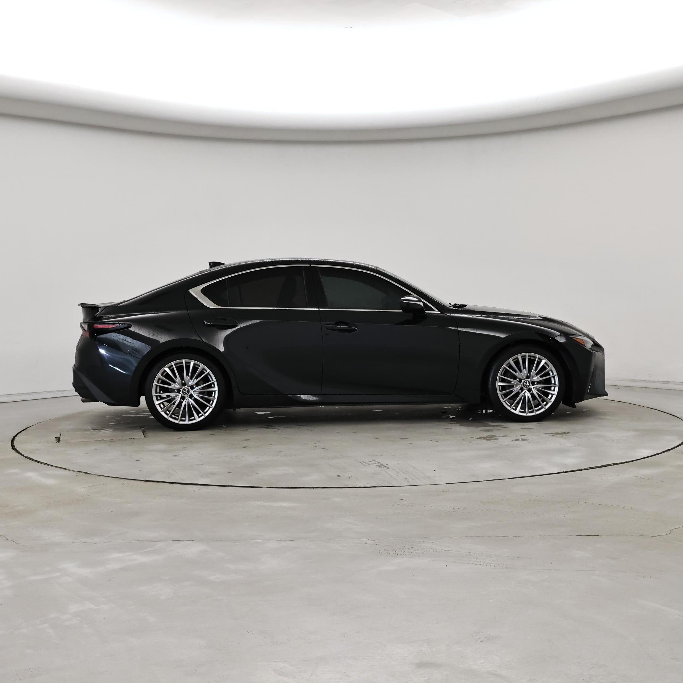 Thumbnail: 2022 Lexus IS - 7