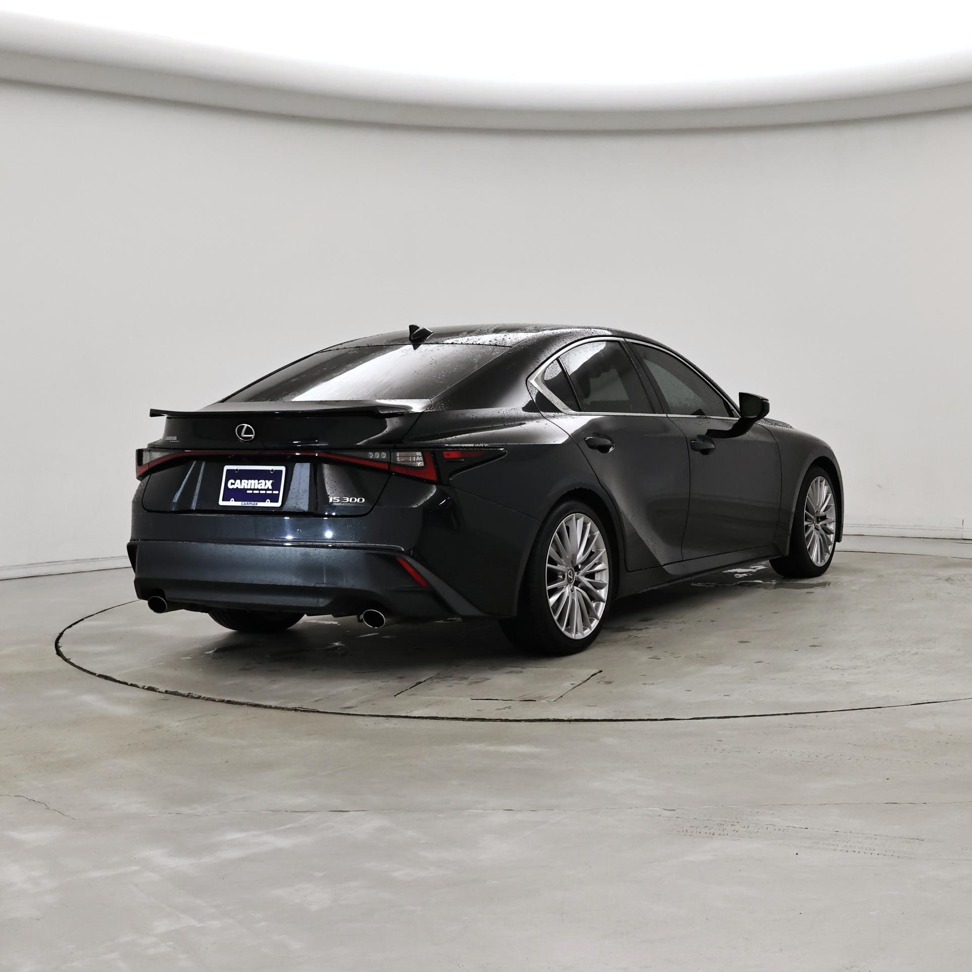 Thumbnail: 2022 Lexus IS - 8