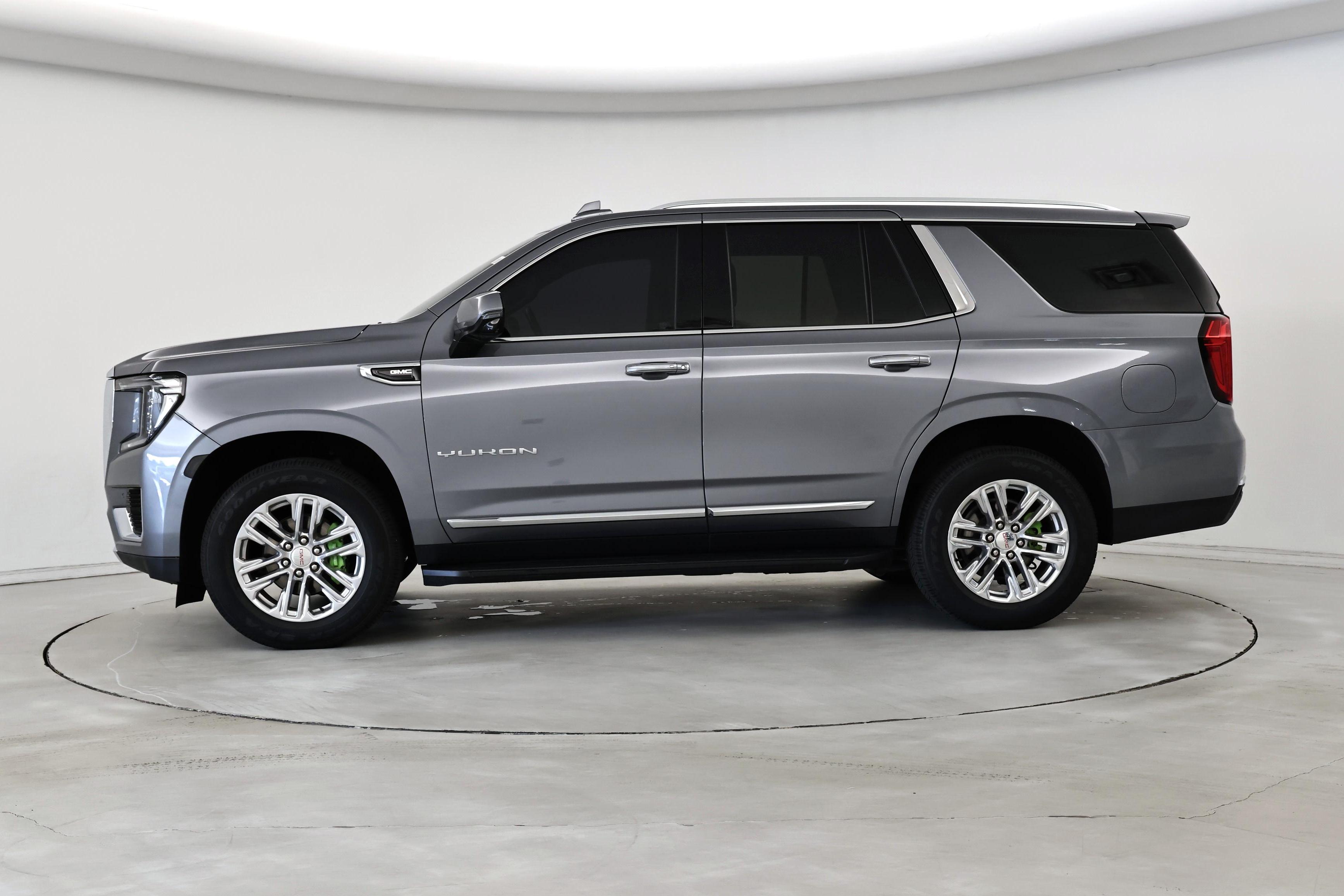 Thumbnail: 2022 GMC Yukon - 3
