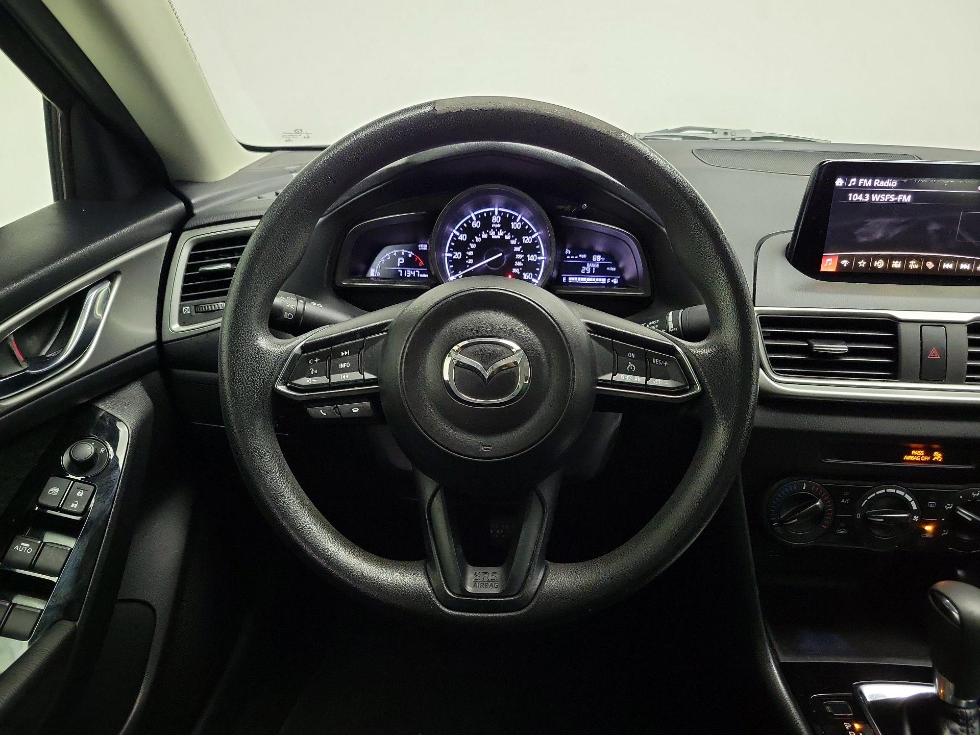Thumbnail: 2018 Mazda Mazda3 - 10