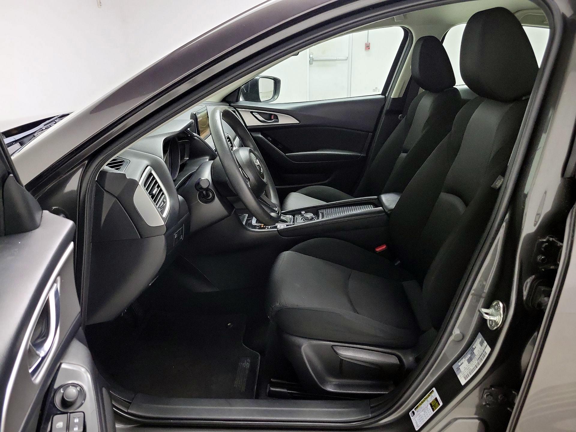Thumbnail: 2018 Mazda Mazda3 - 11