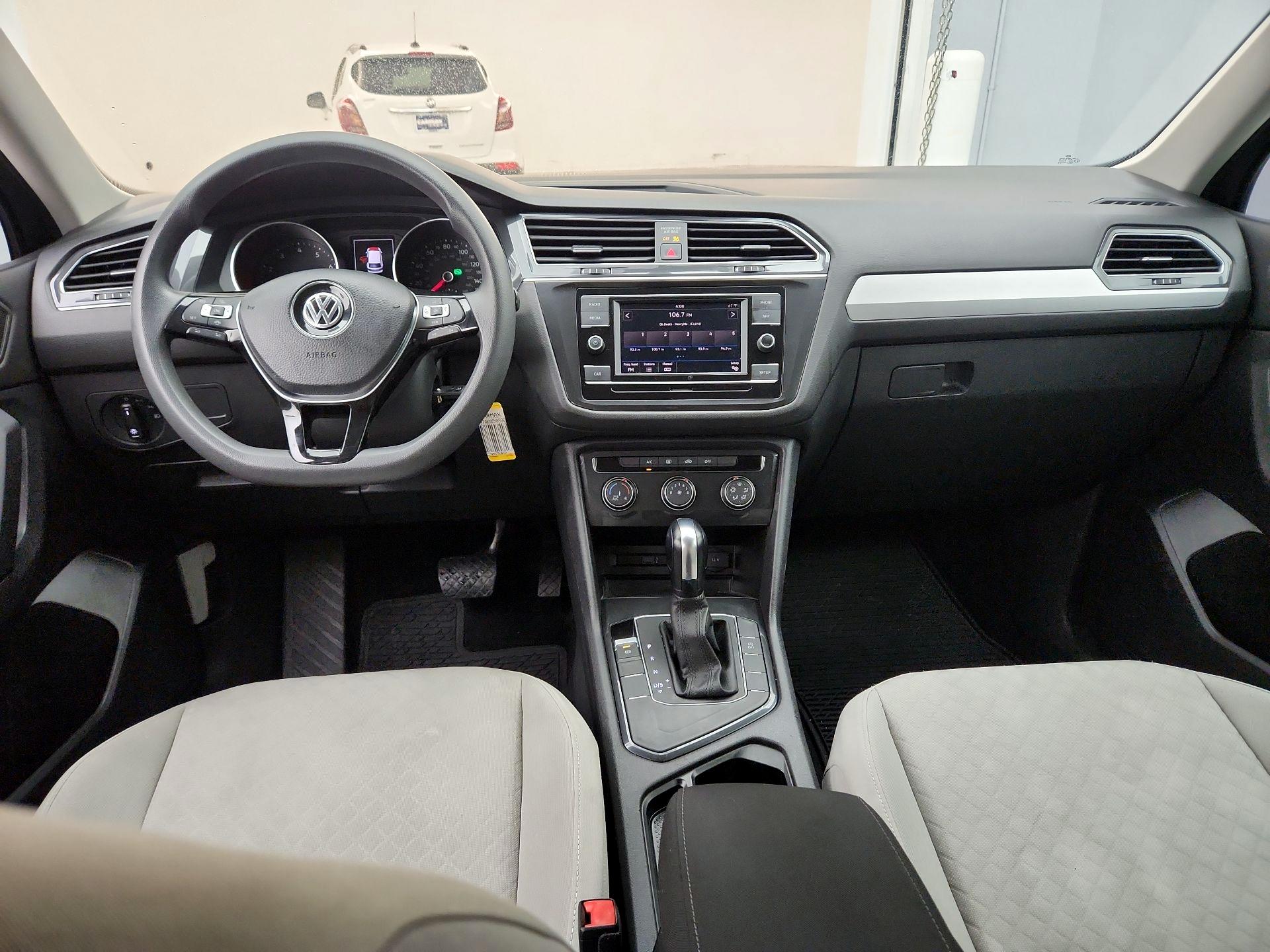 Thumbnail: 2019 Volkswagen Tiguan - 9
