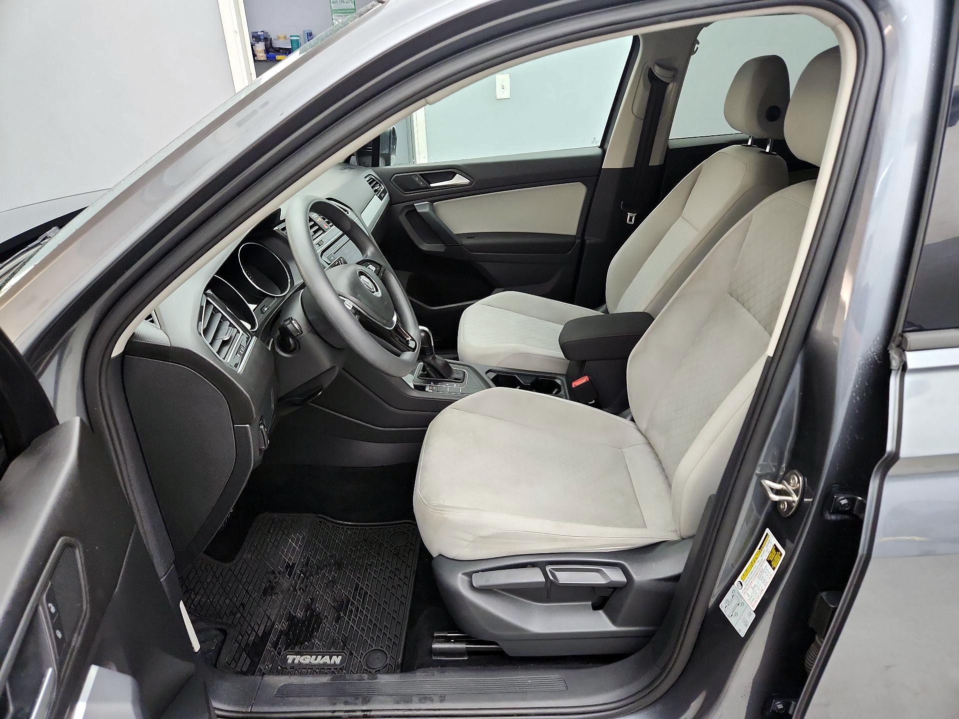 Thumbnail: 2019 Volkswagen Tiguan - 11