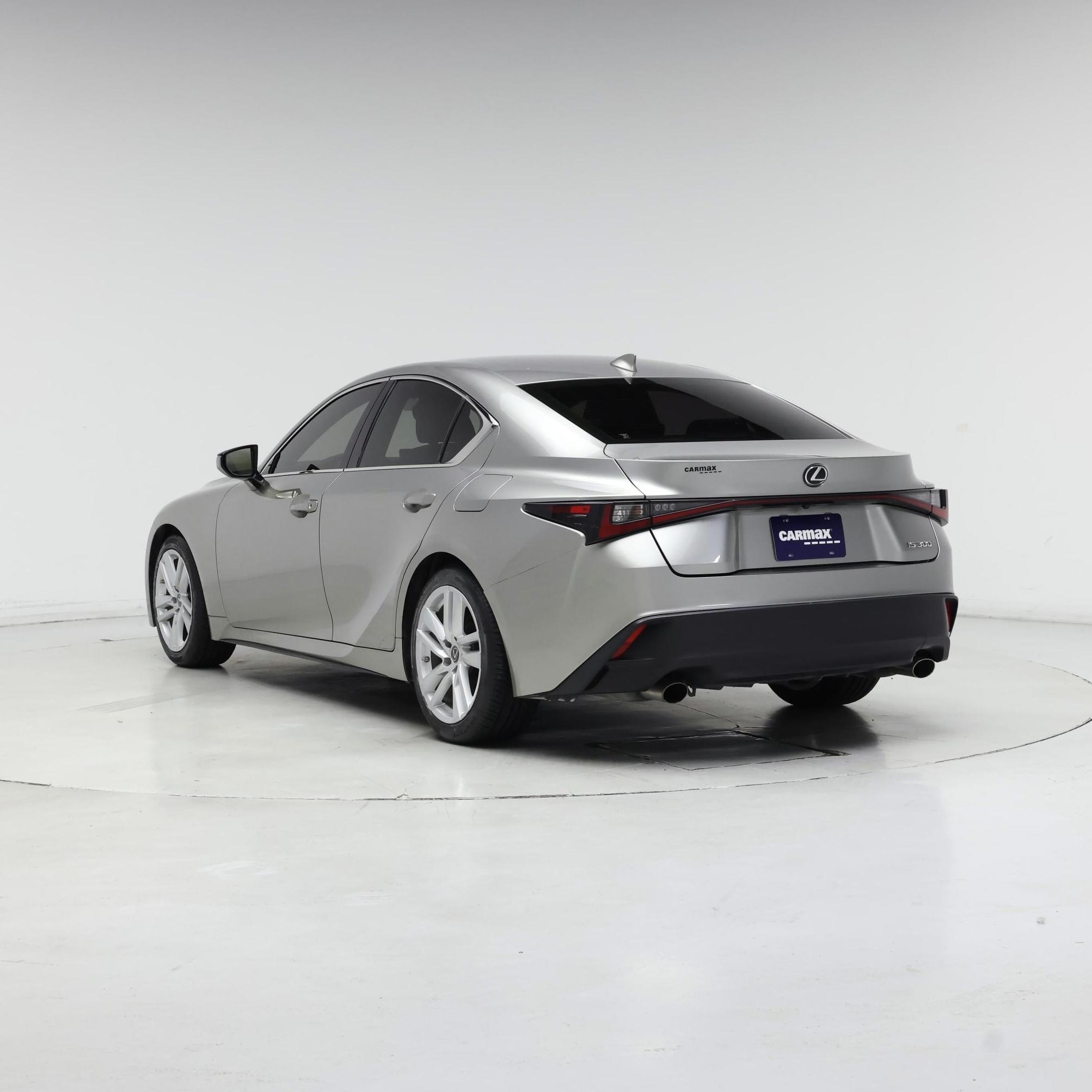 Thumbnail: 2021 Lexus IS - 2