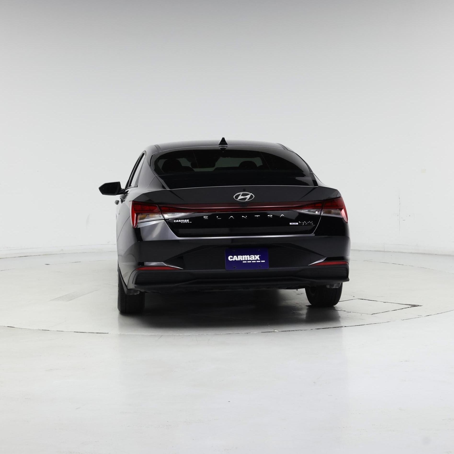 Thumbnail: 2022 Hyundai Elantra - 6