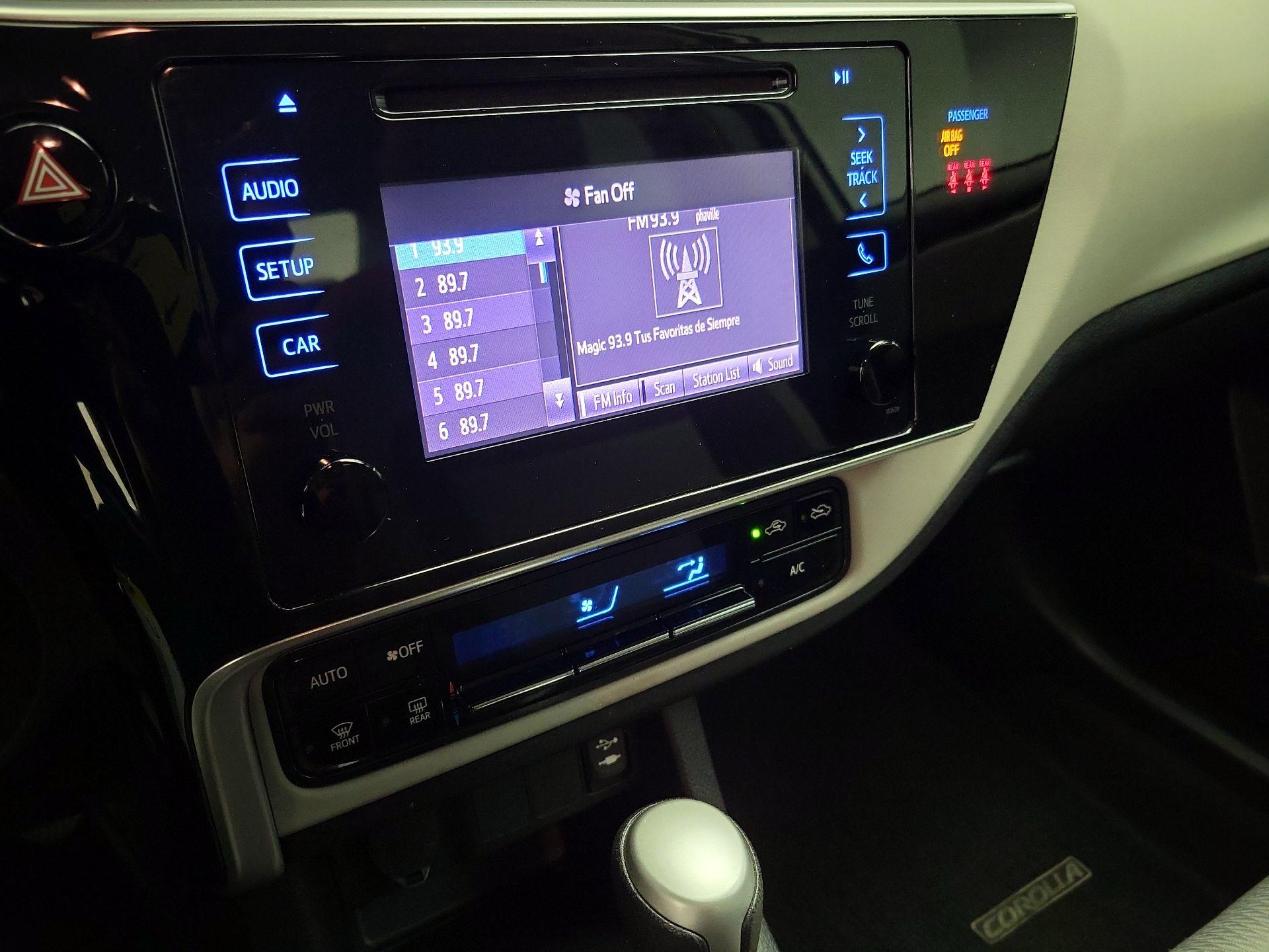 Thumbnail: 2019 Toyota Corolla - 15