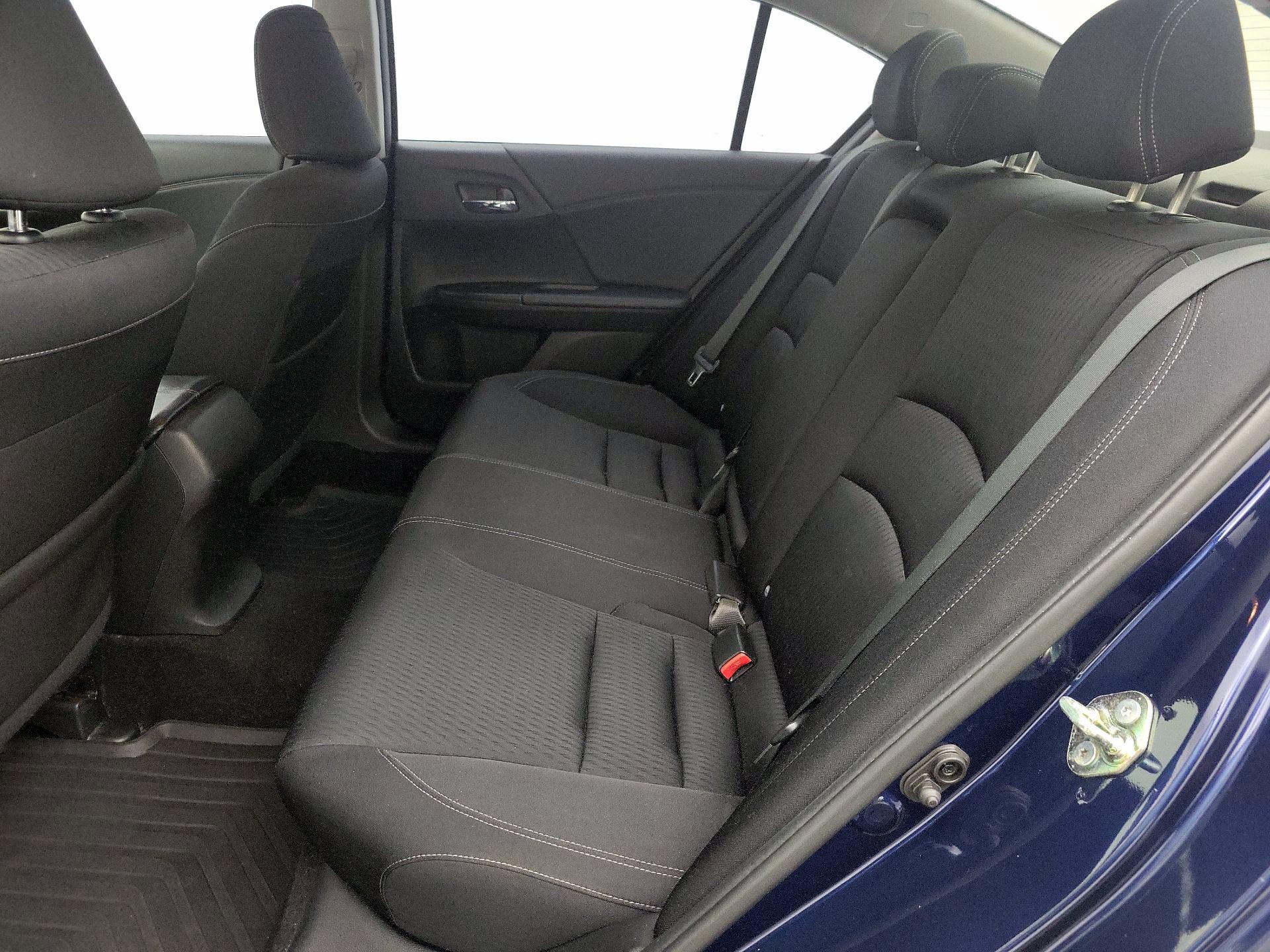 Thumbnail: 2015 Honda Accord - 19